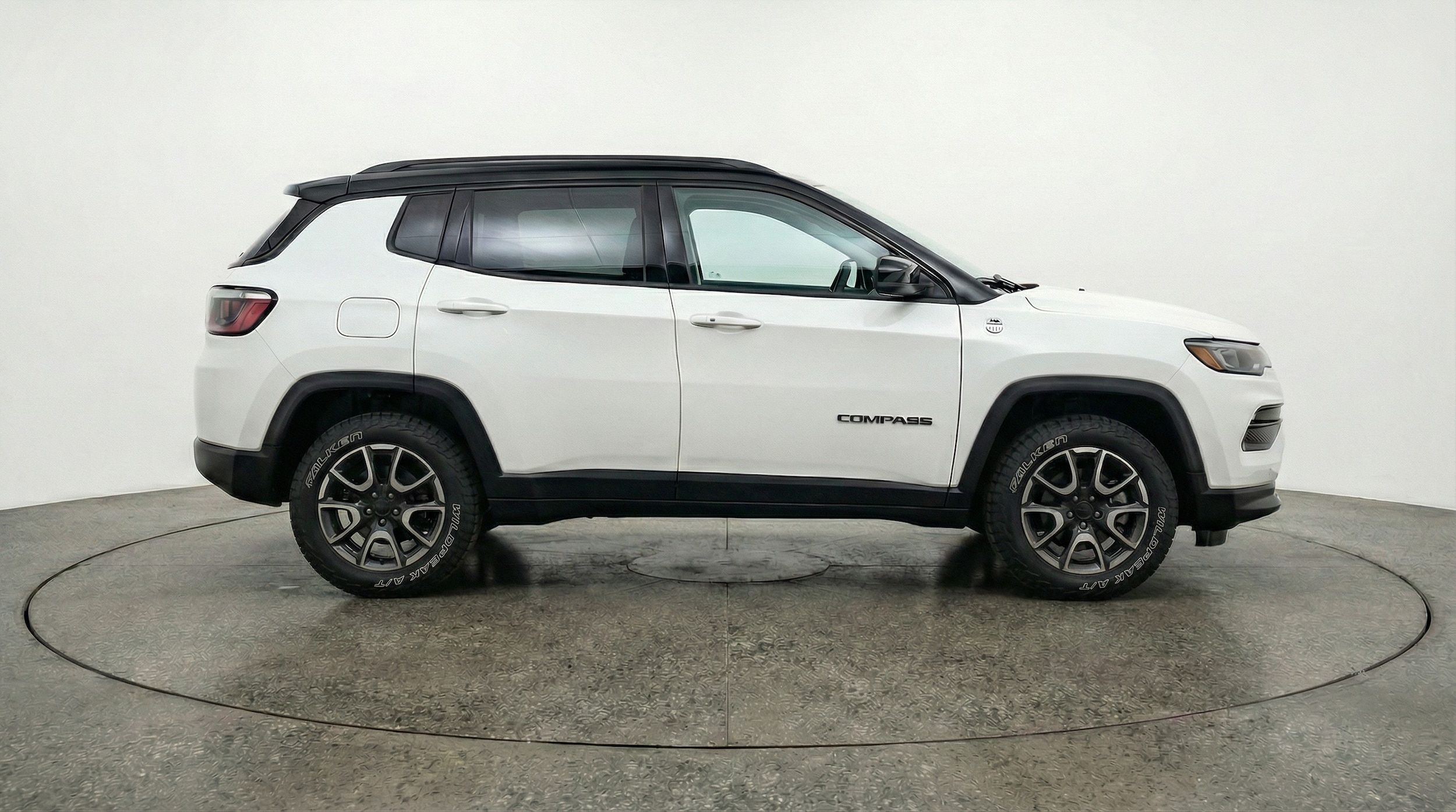 Thumbnail: 2025 Jeep Compass - 8