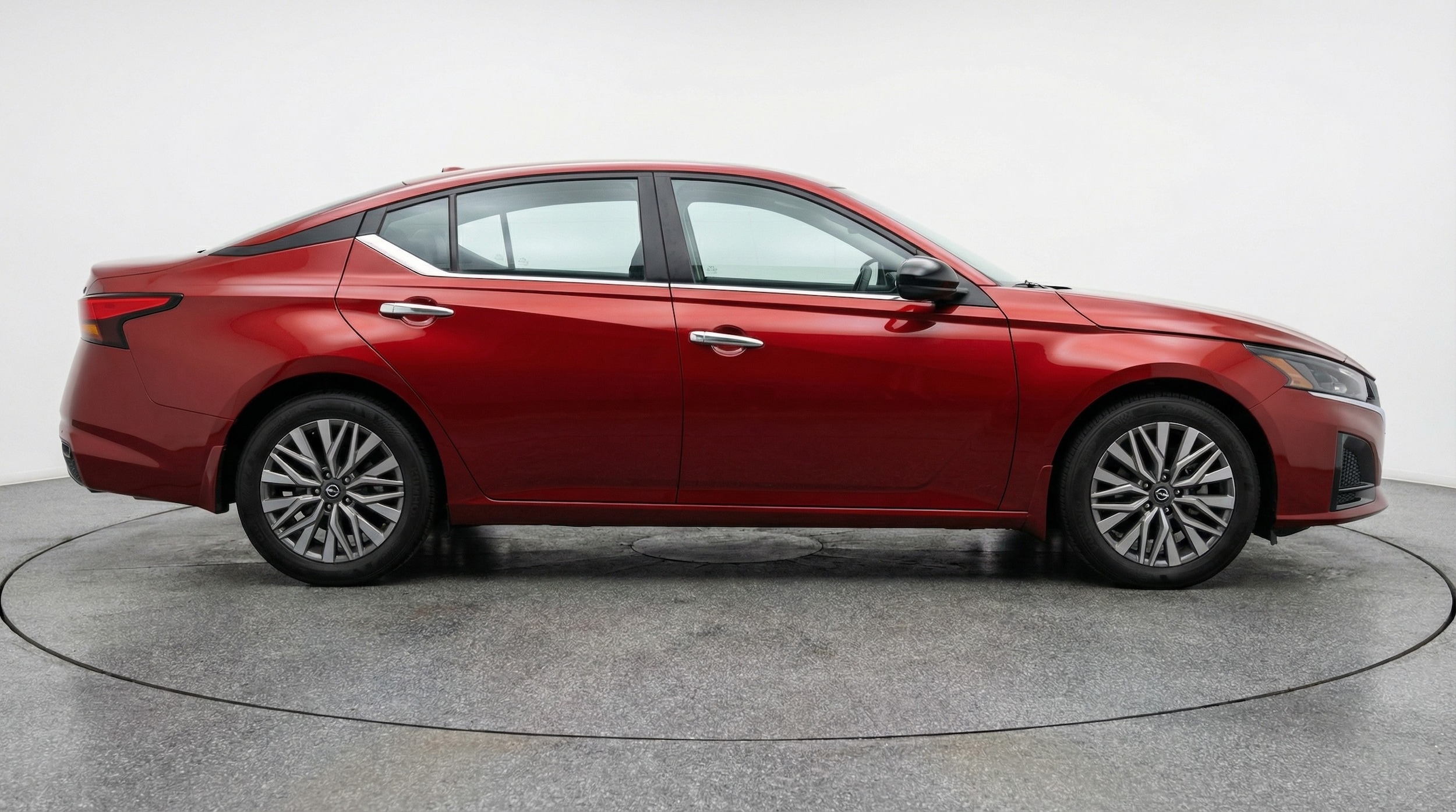 Thumbnail: 2025 Nissan Altima - 8