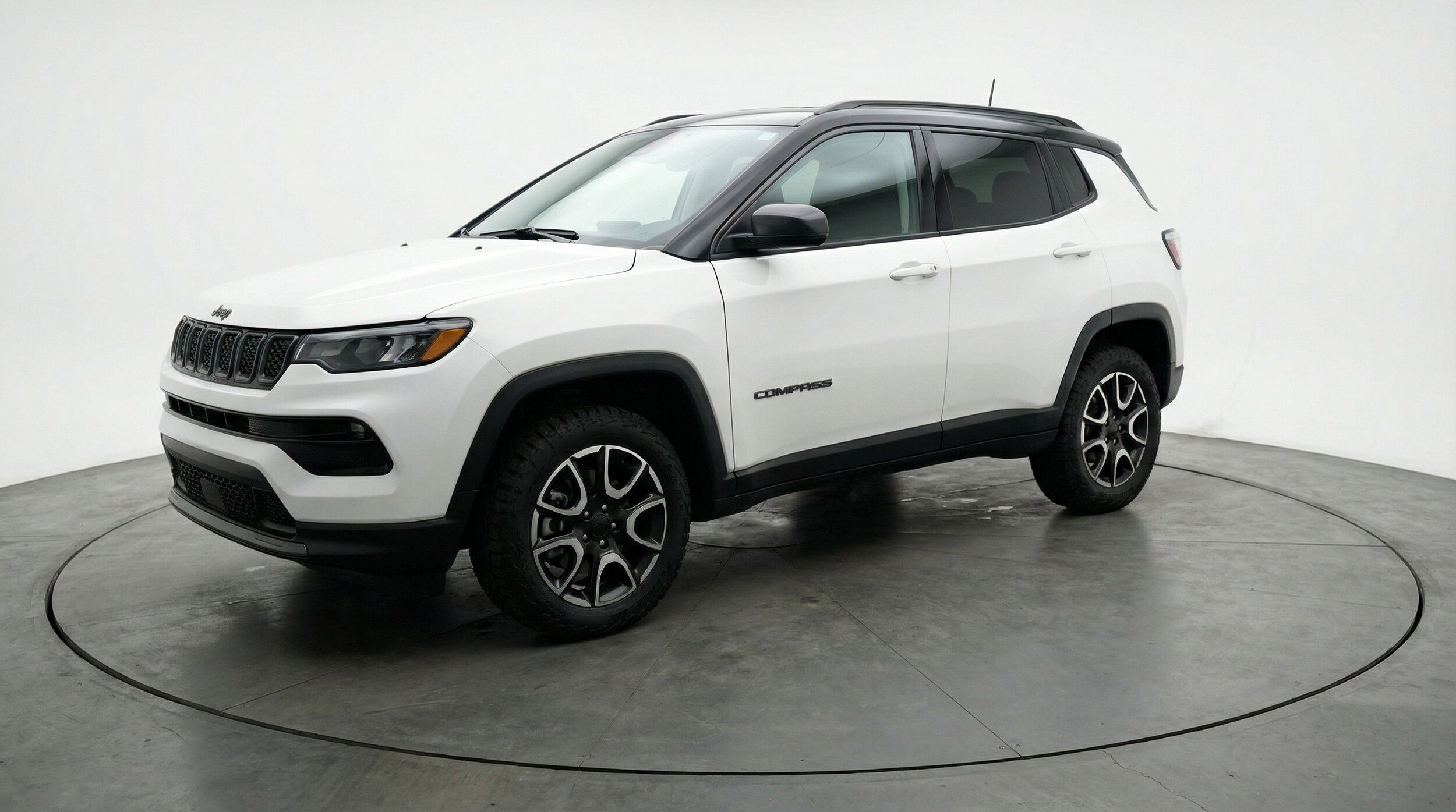 Thumbnail: 2025 Jeep Compass - 3