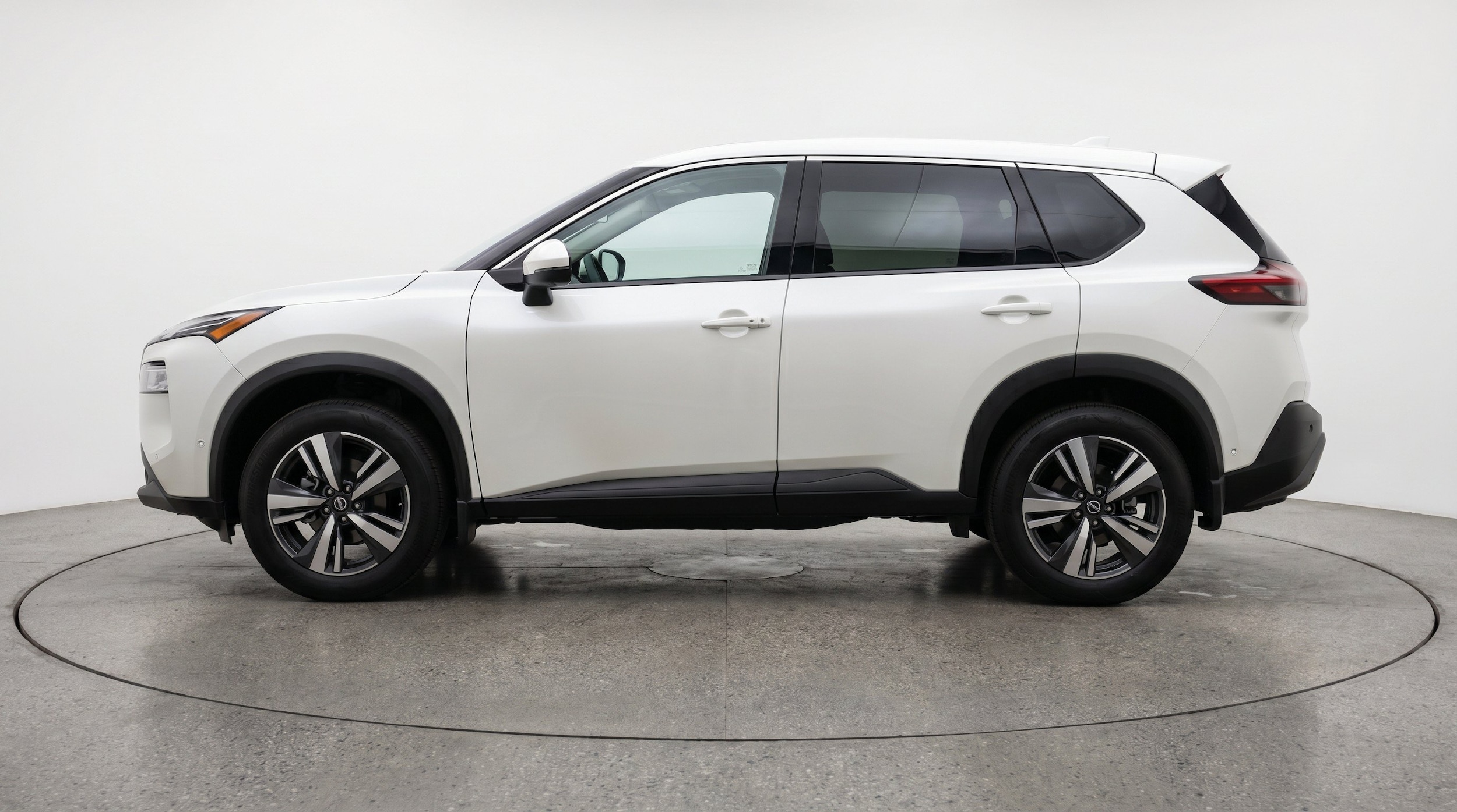 Thumbnail: 2026 Nissan Rogue - 5