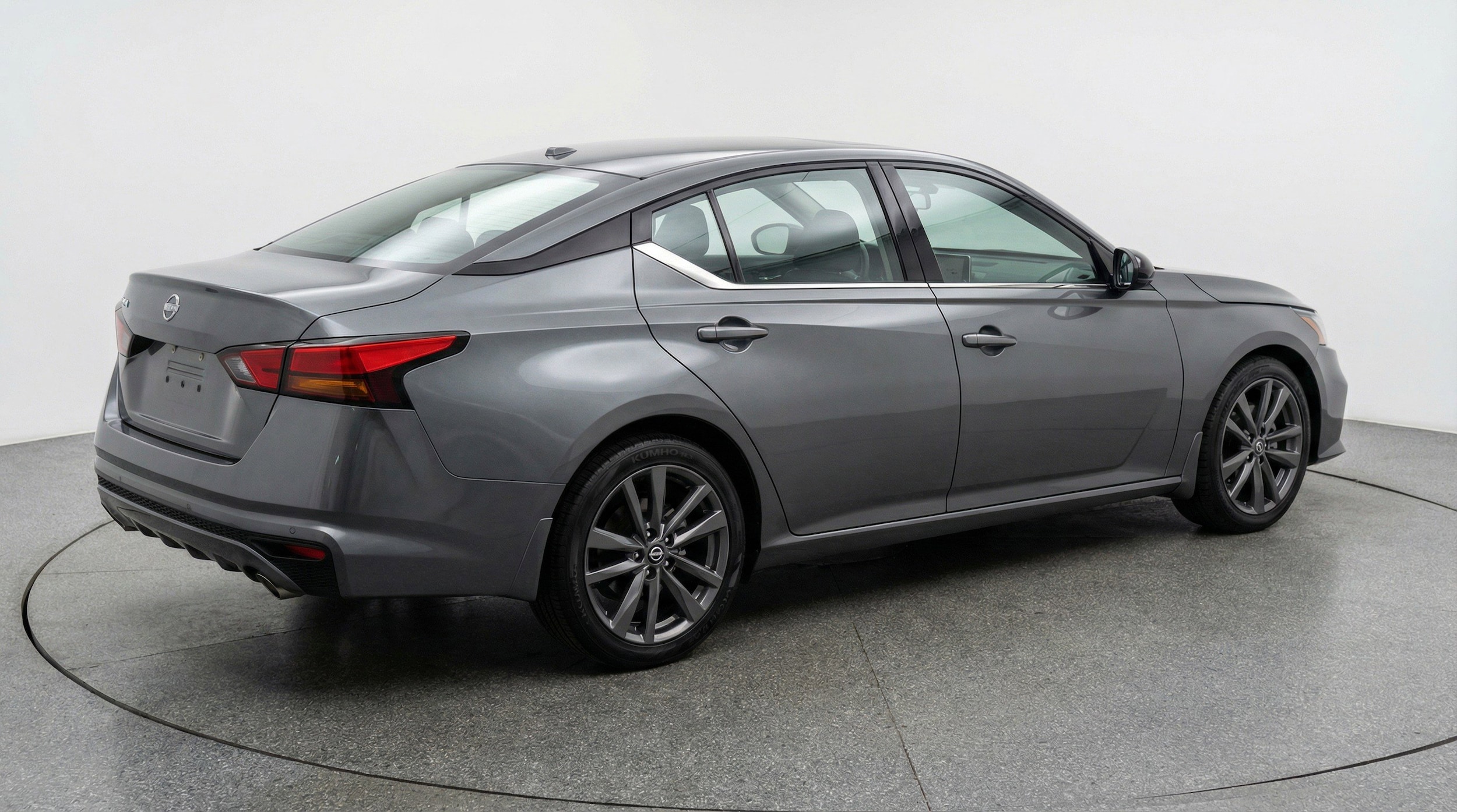 Thumbnail: 2025 Nissan Altima - 9