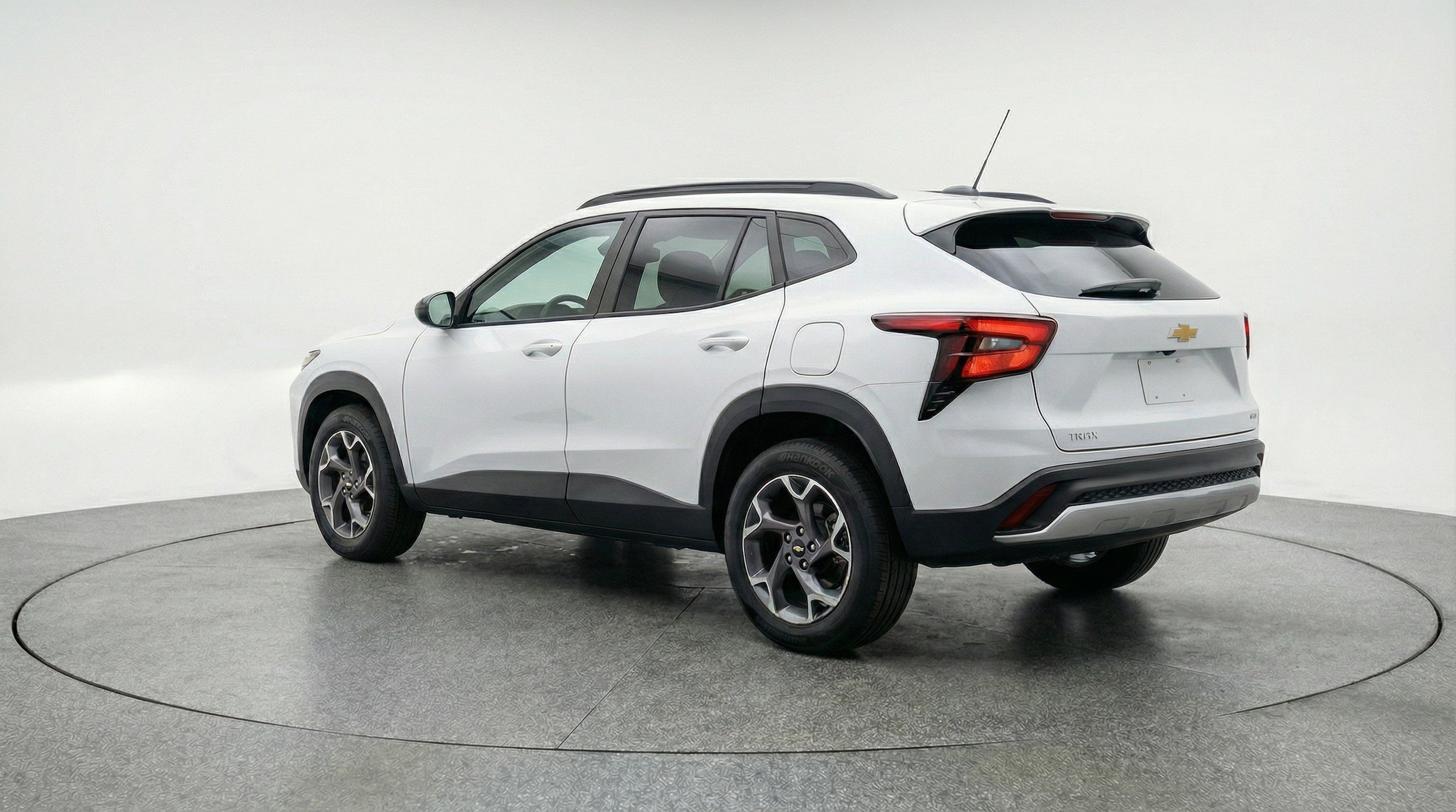 Thumbnail: 2025 Chevrolet Trax - 6