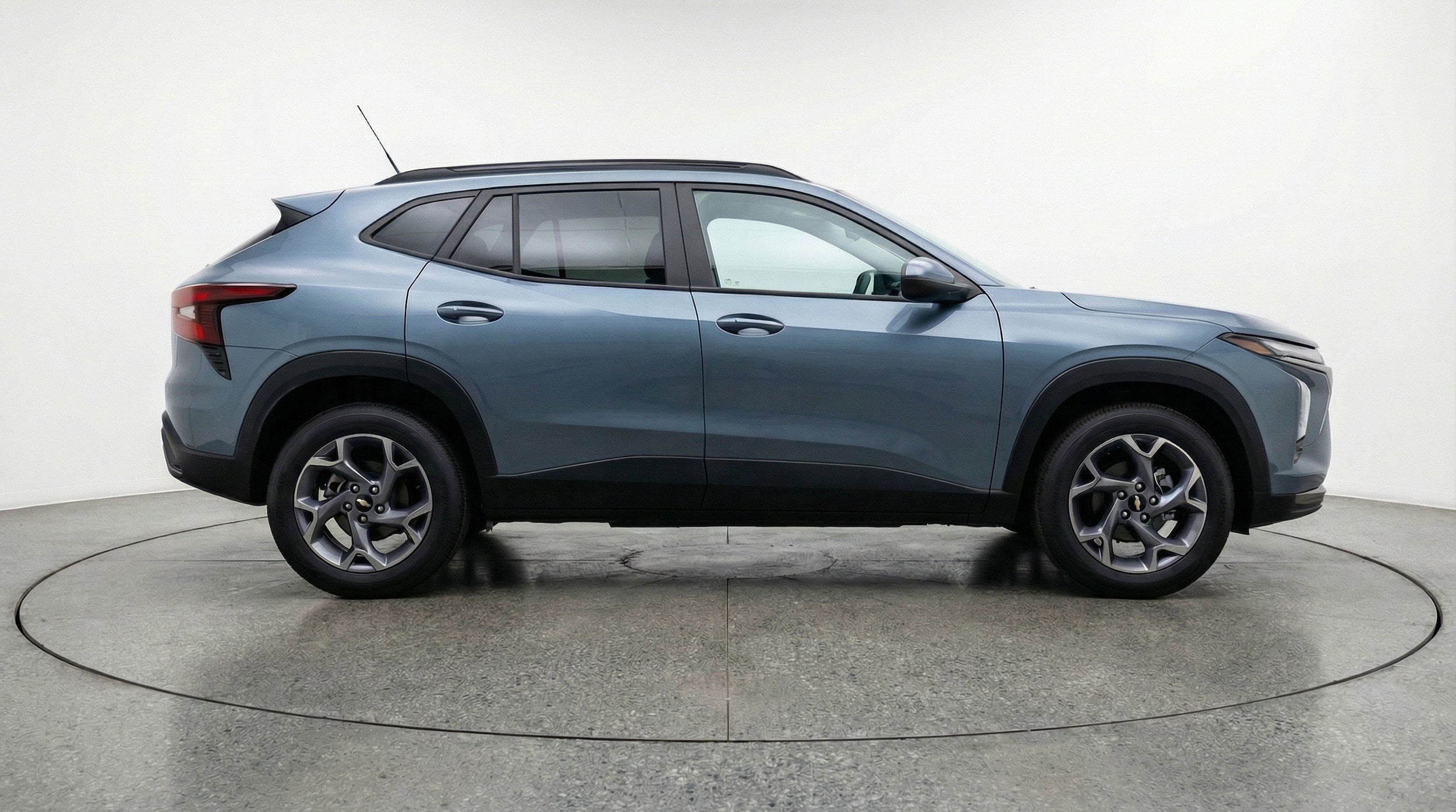 Thumbnail: 2025 Chevrolet Trax - 11