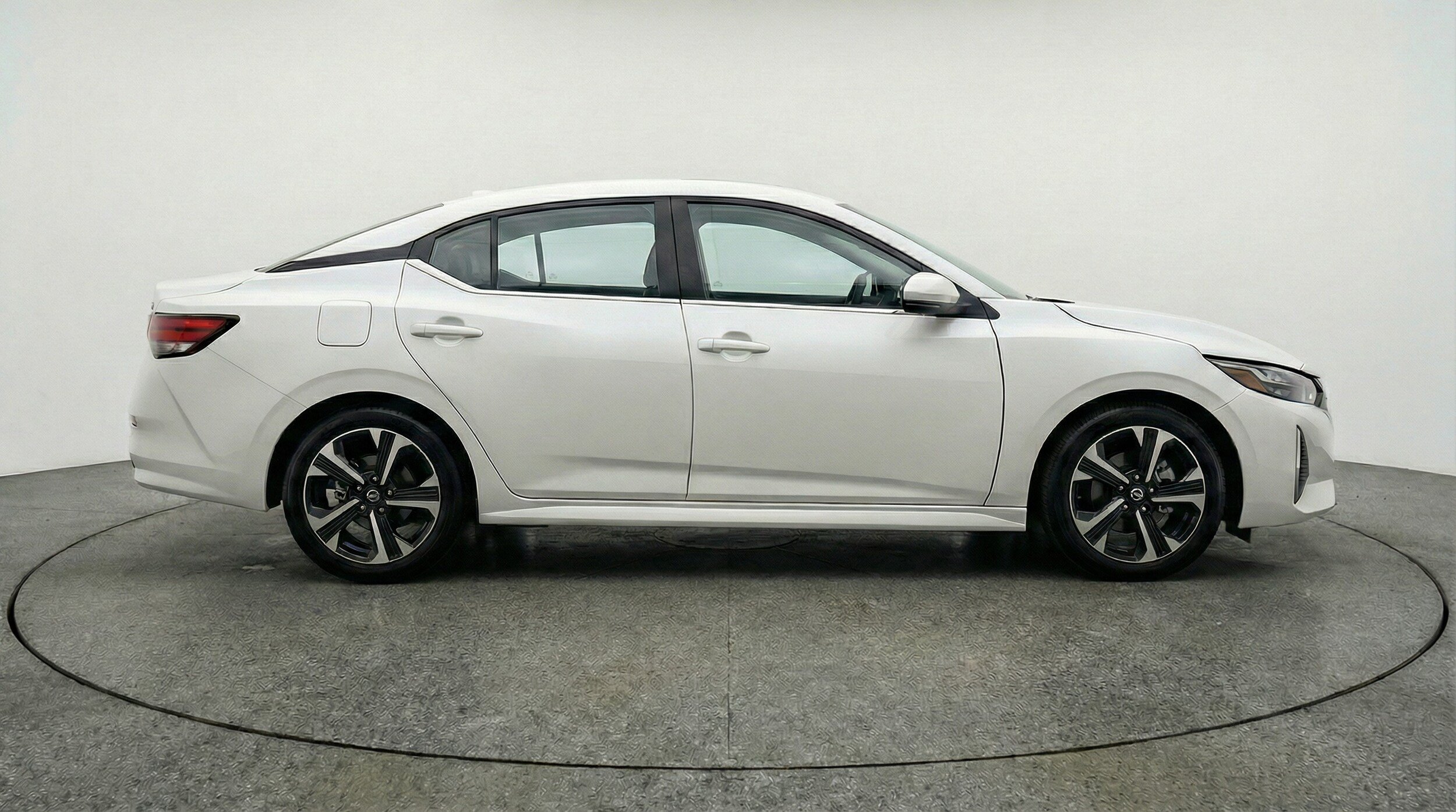 Thumbnail: 2025 Nissan Sentra - 8