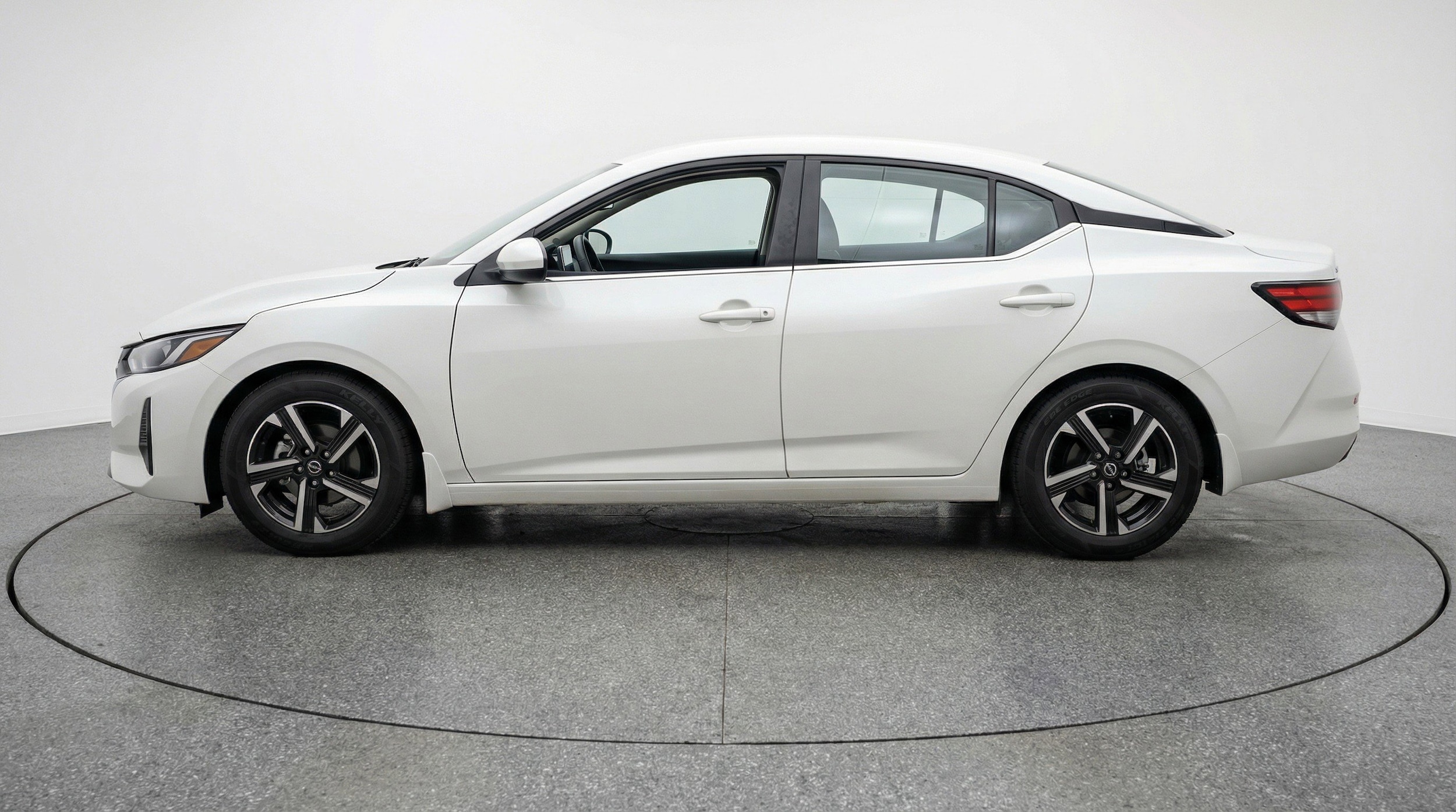 Thumbnail: 2025 Nissan Sentra - 5