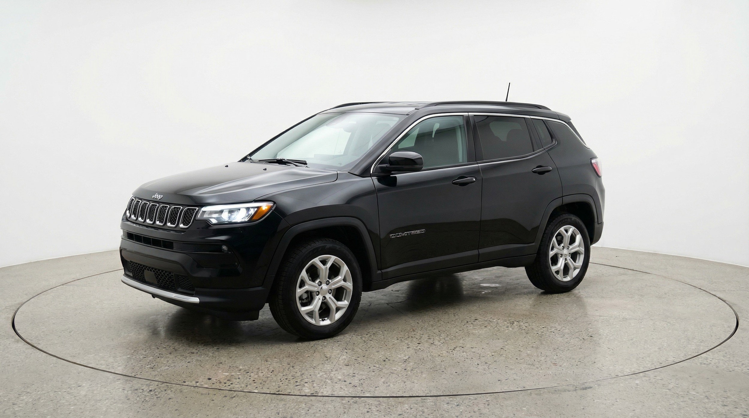 Thumbnail: 2025 Jeep Compass - 3