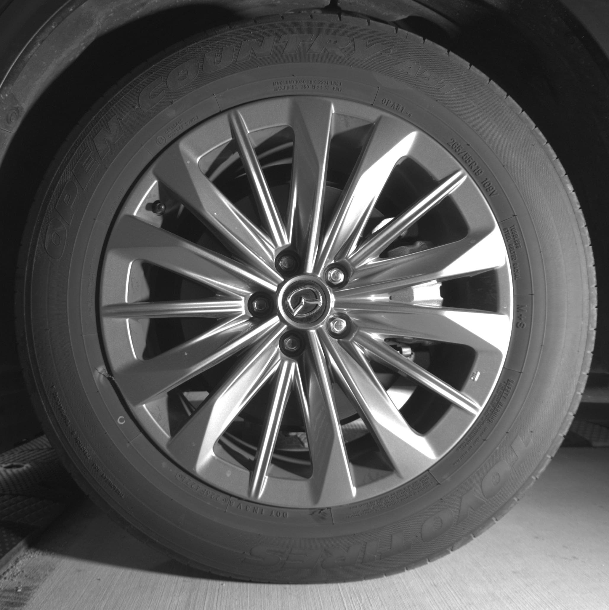 Thumbnail: 2025 Mazda CX-90 - 9