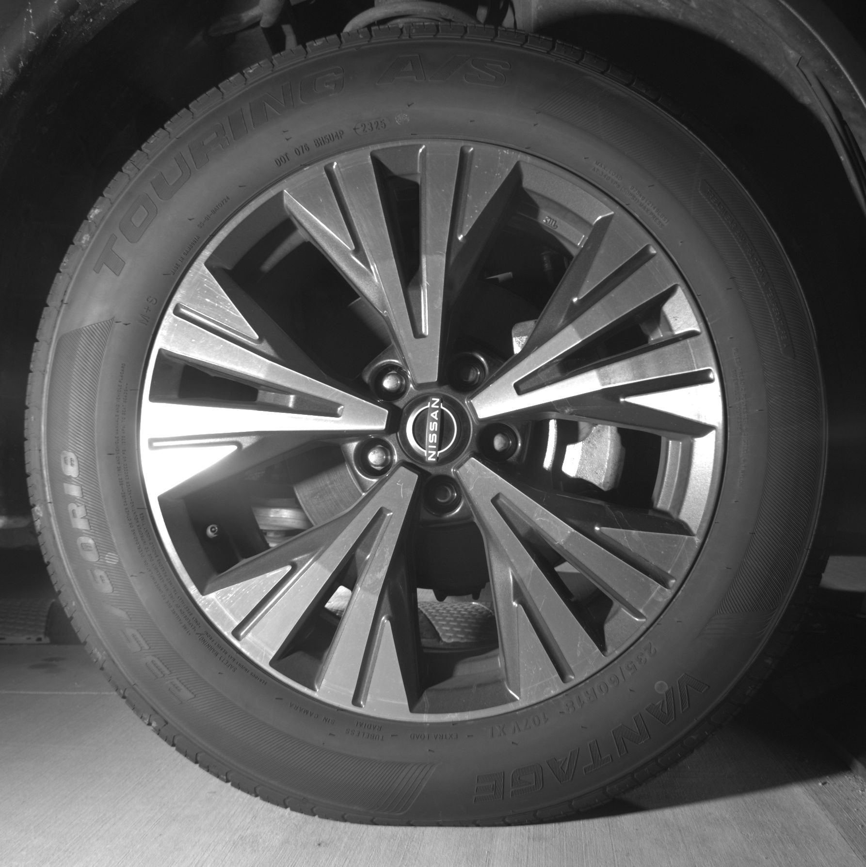 Thumbnail: 2023 Nissan Rogue - 10