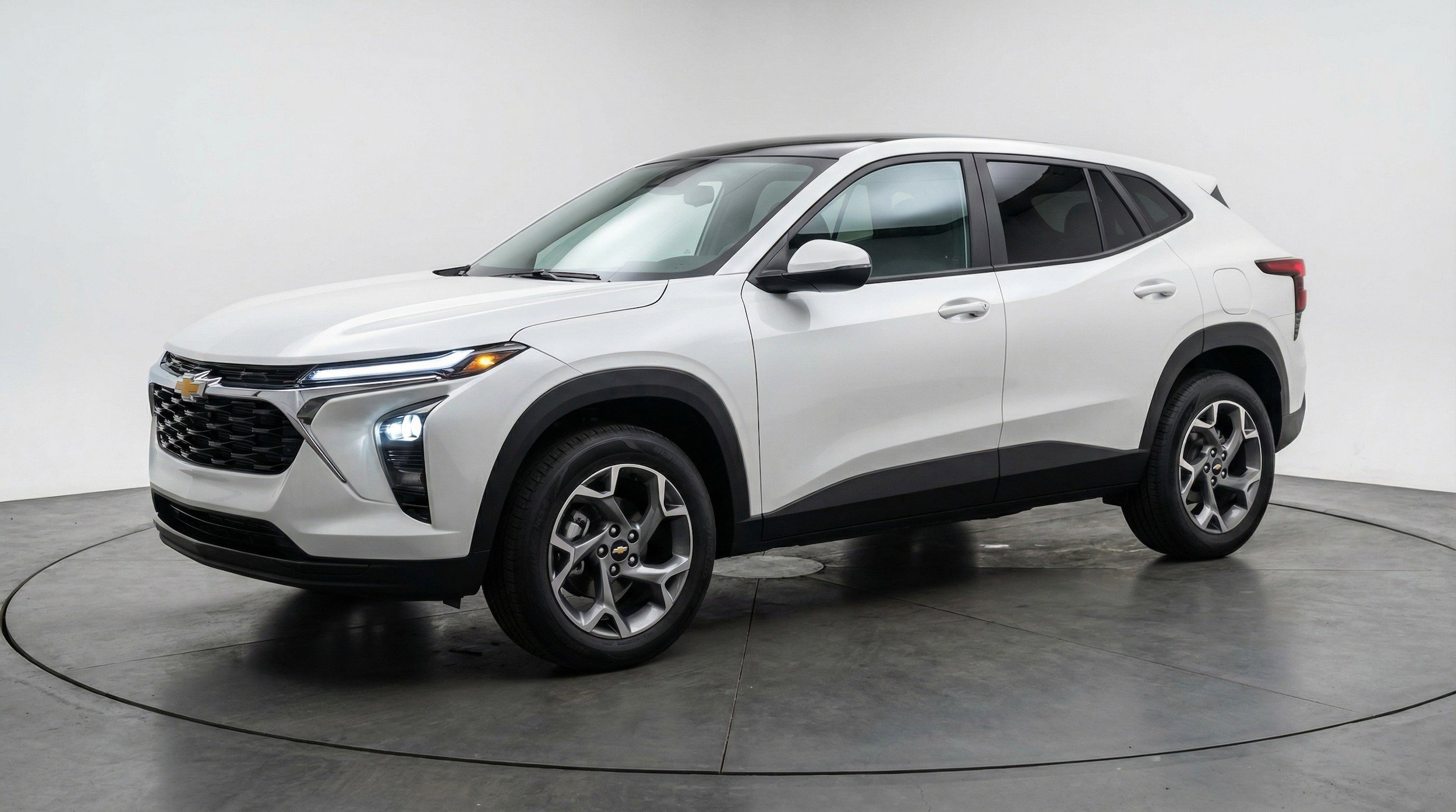 Thumbnail: 2025 Chevrolet Trax - 3