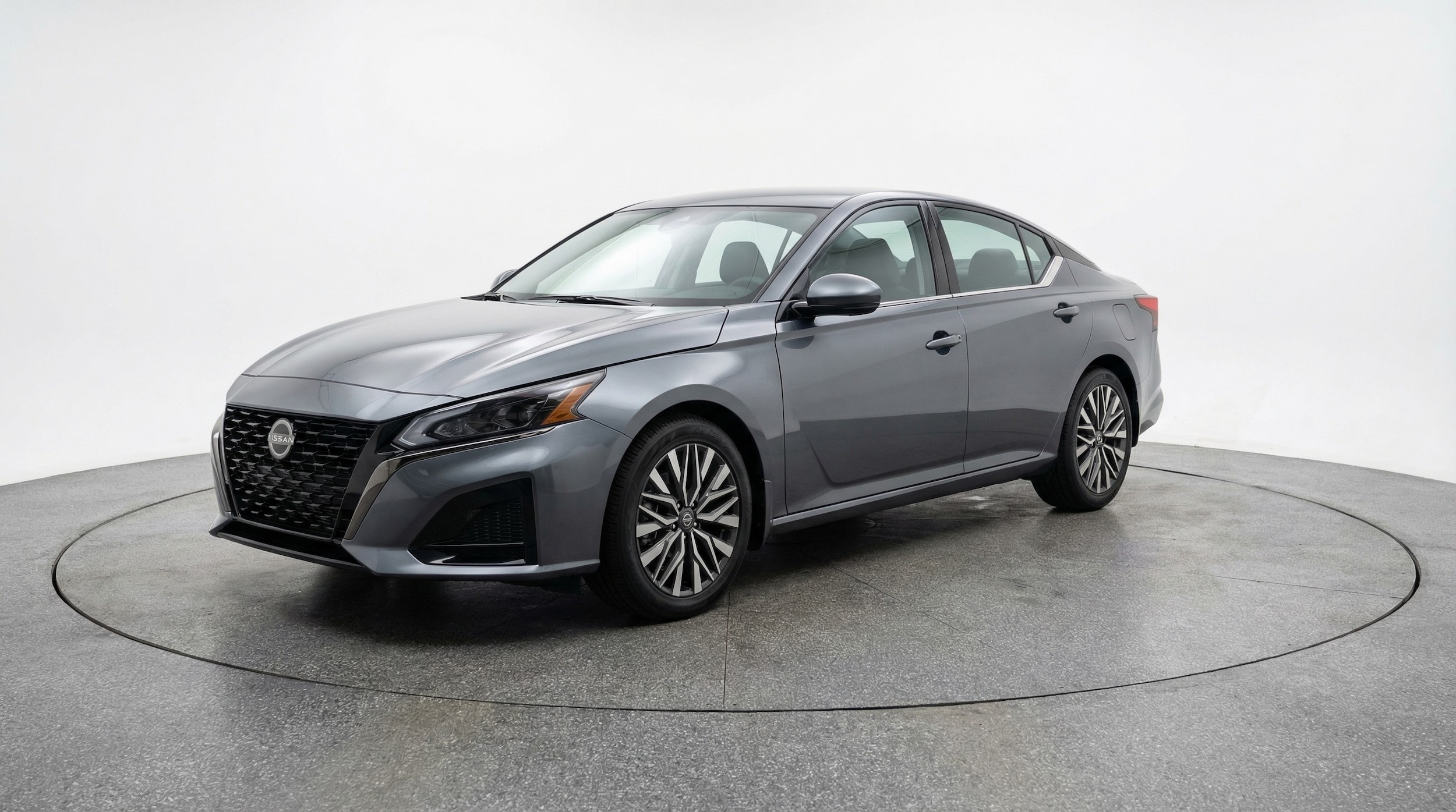 Thumbnail: 2025 Nissan Altima - 3