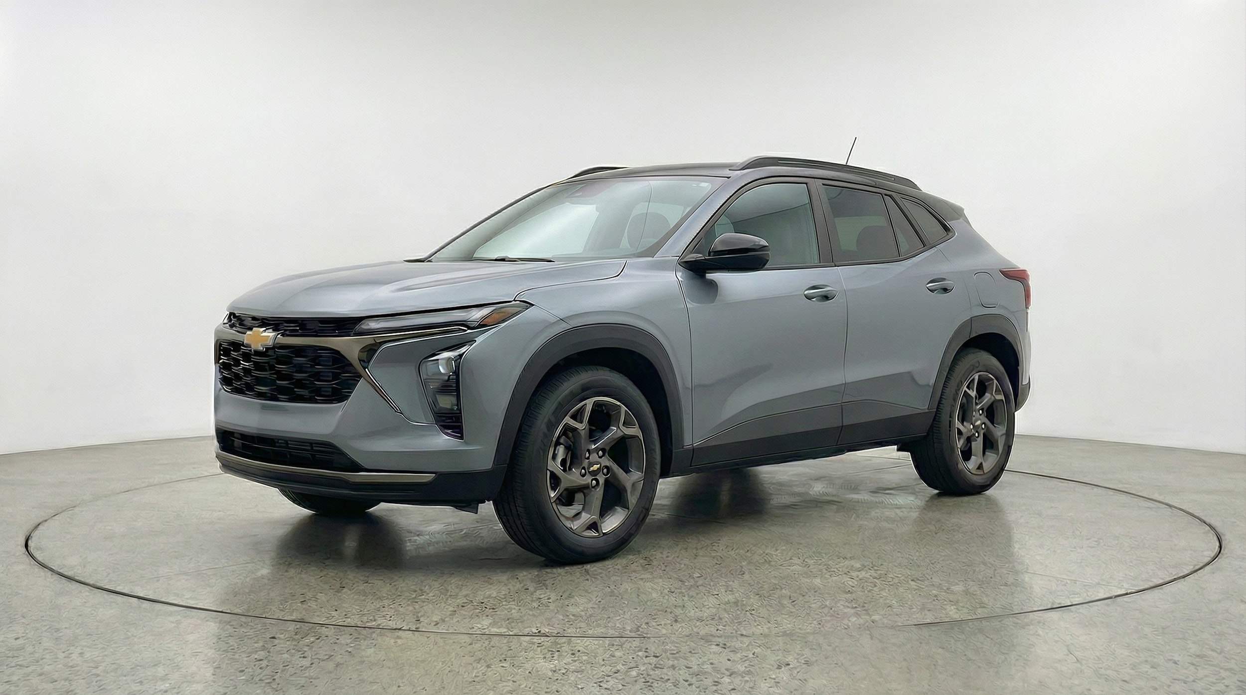 Thumbnail: 2025 Chevrolet Trax - 3