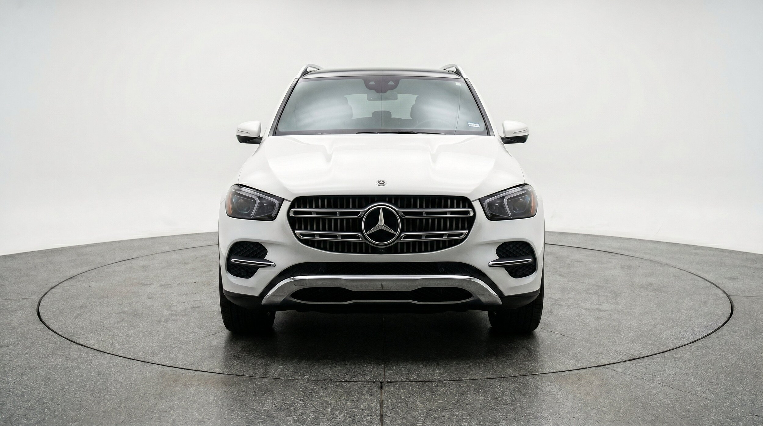 Thumbnail: 2026 Mercedes-Benz GLE - 2
