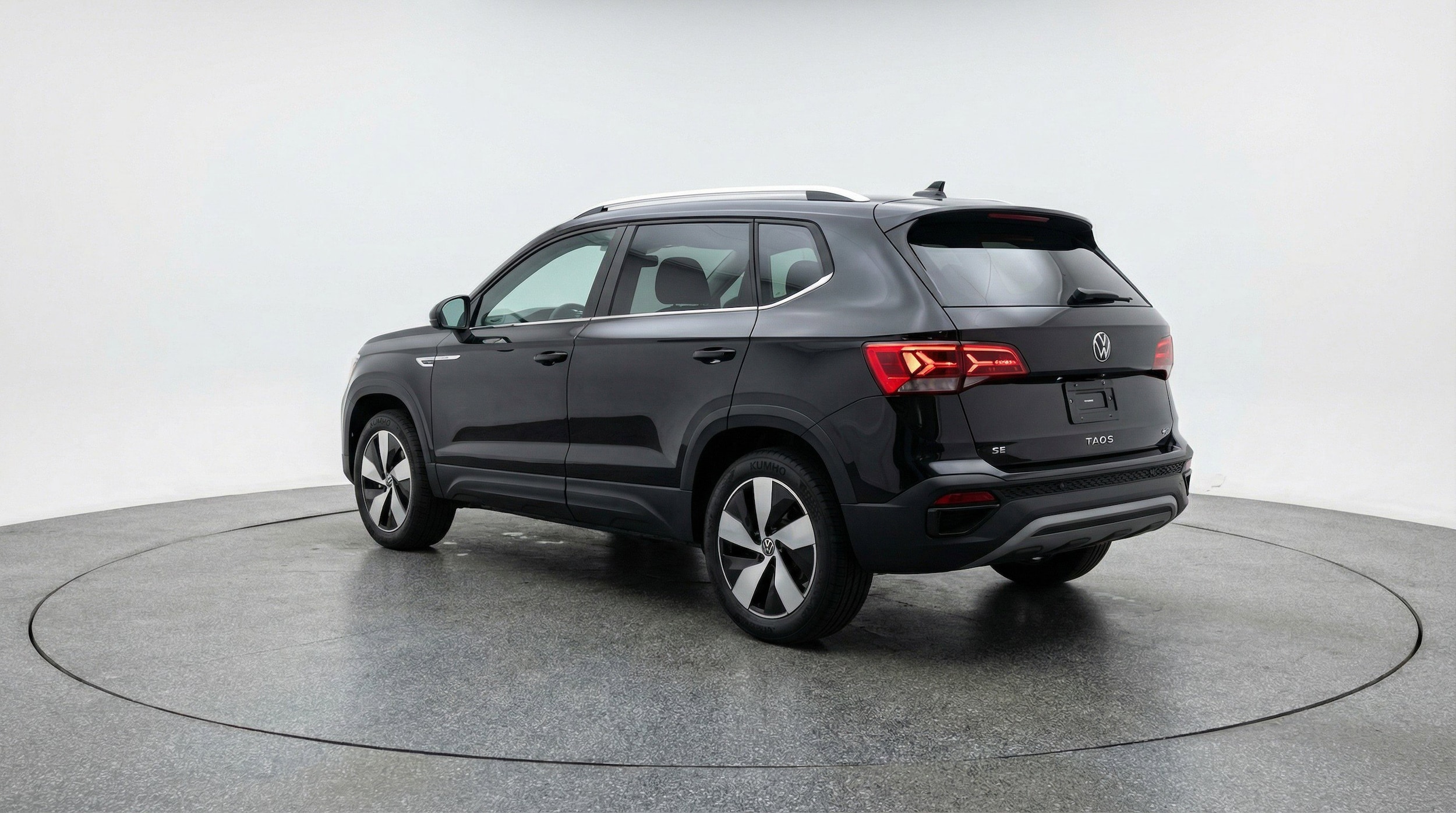 Thumbnail: 2025 Volkswagen Taos - 6