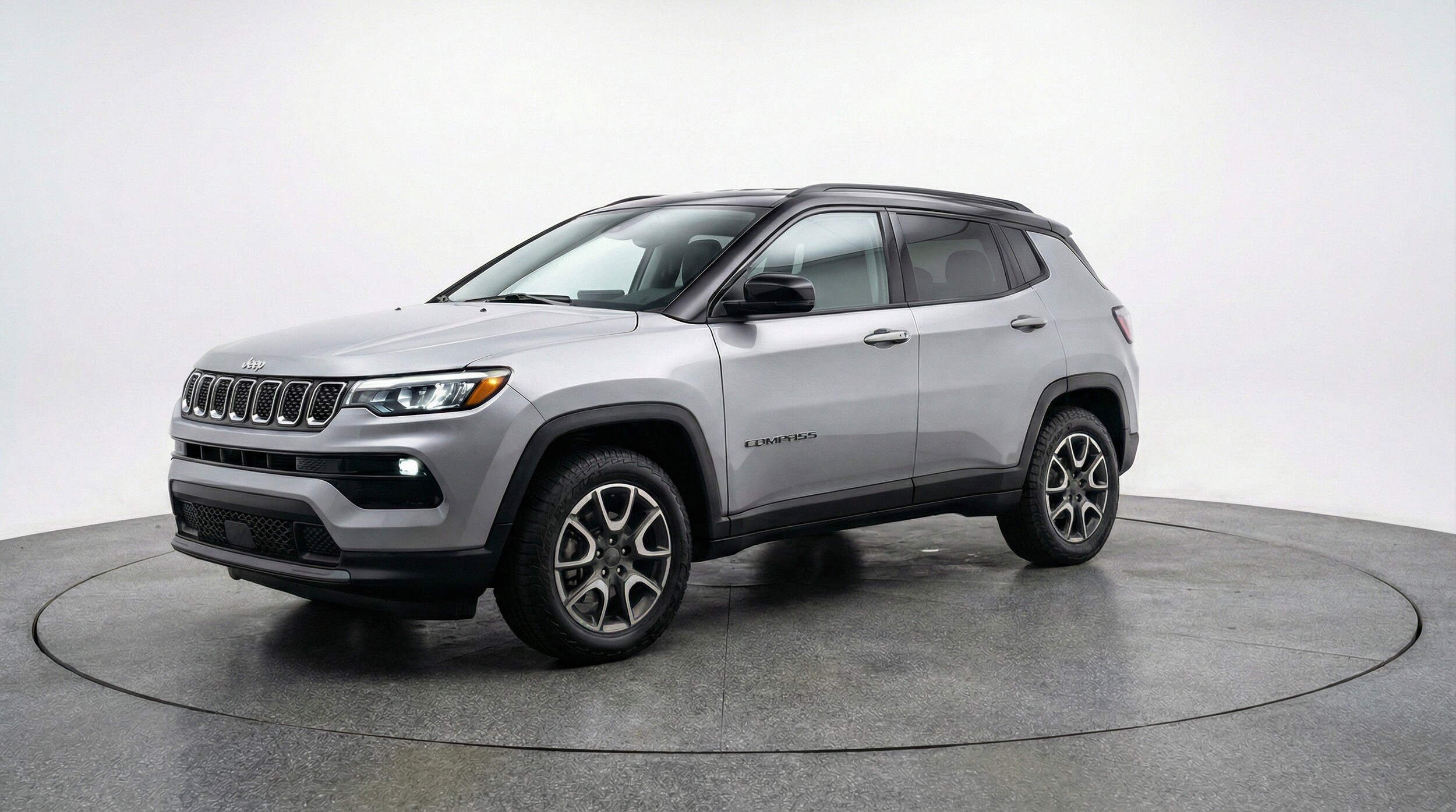 Thumbnail: 2025 Jeep Compass - 3