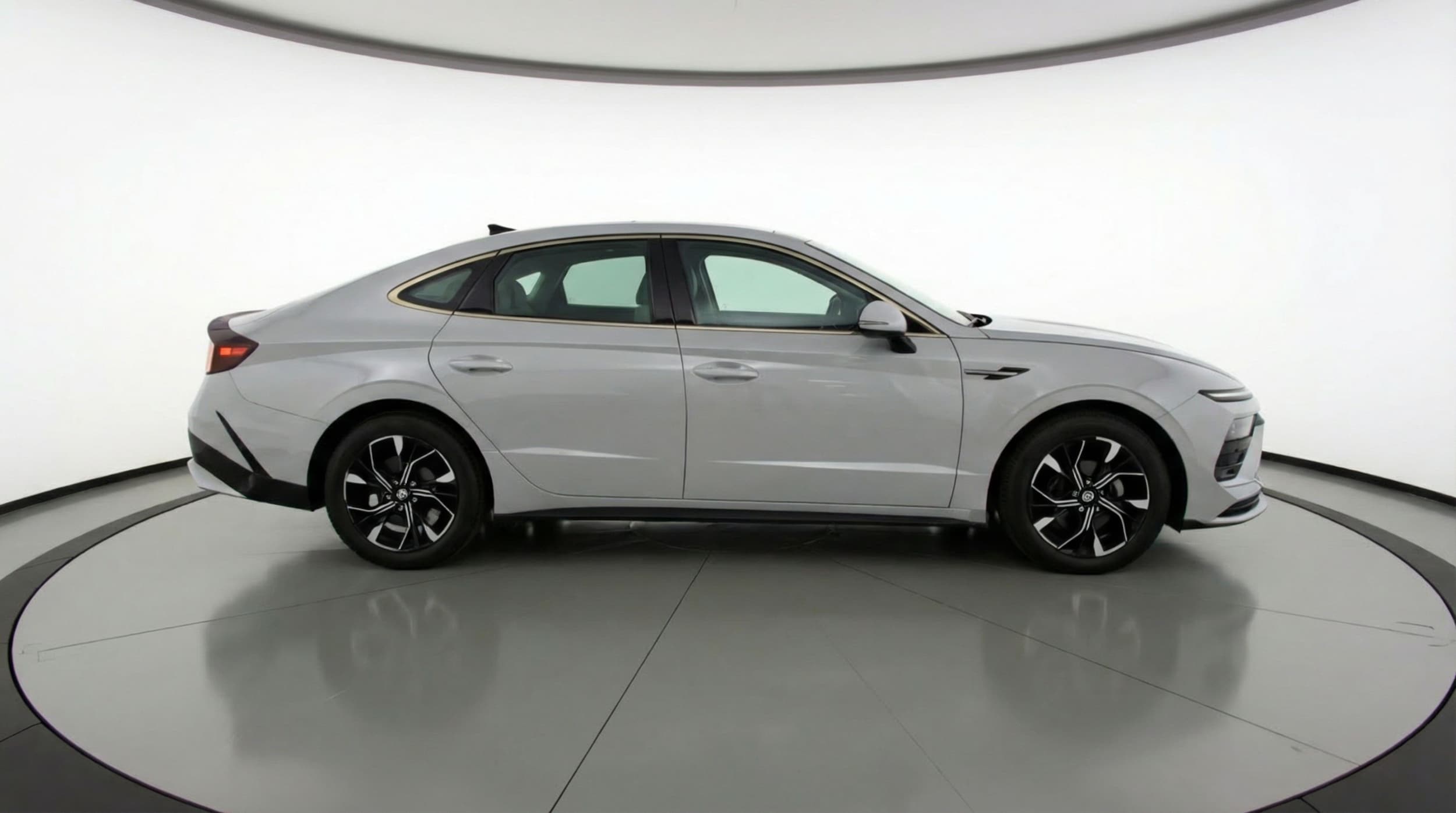 Thumbnail: 2025 Hyundai Sonata - 8