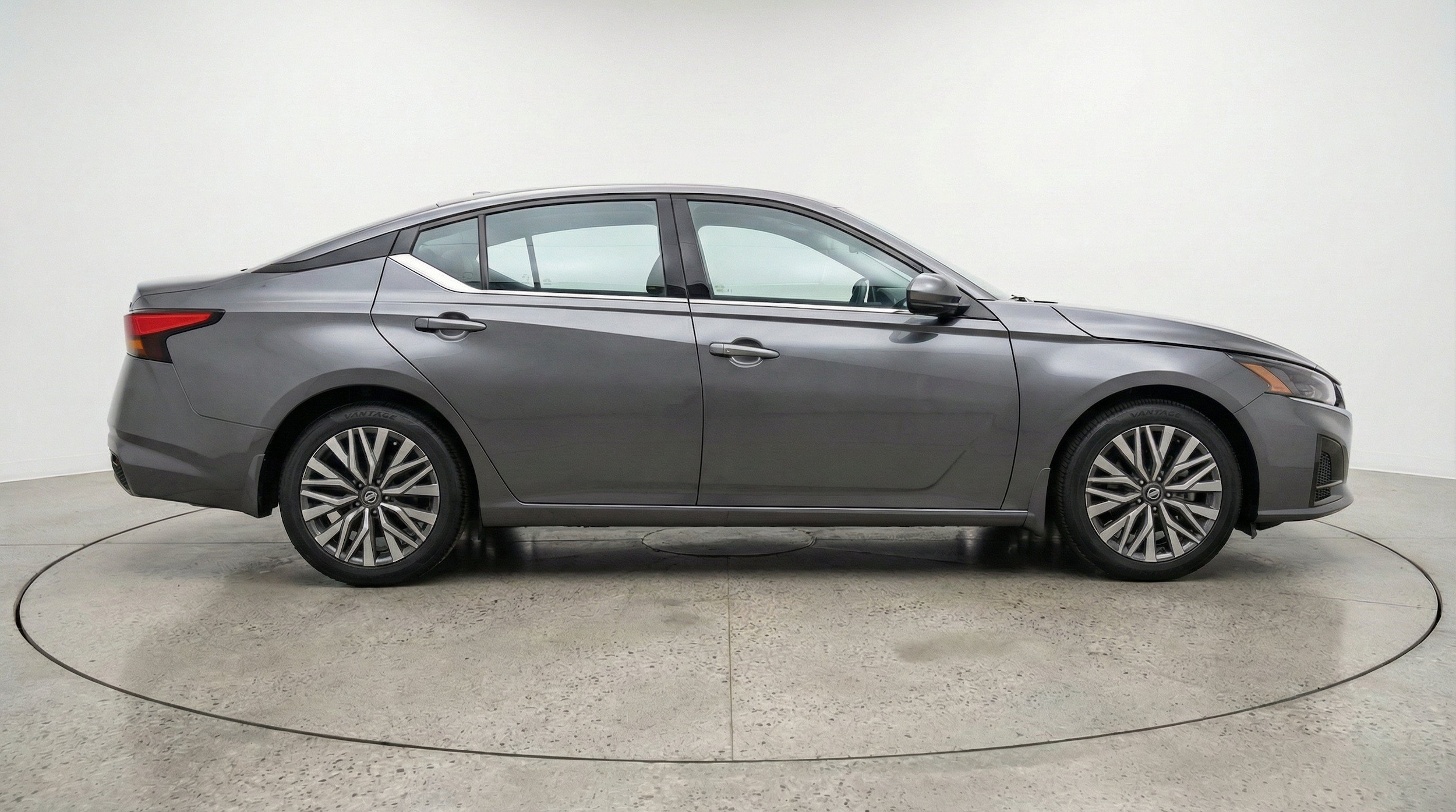 Thumbnail: 2025 Nissan Altima - 11