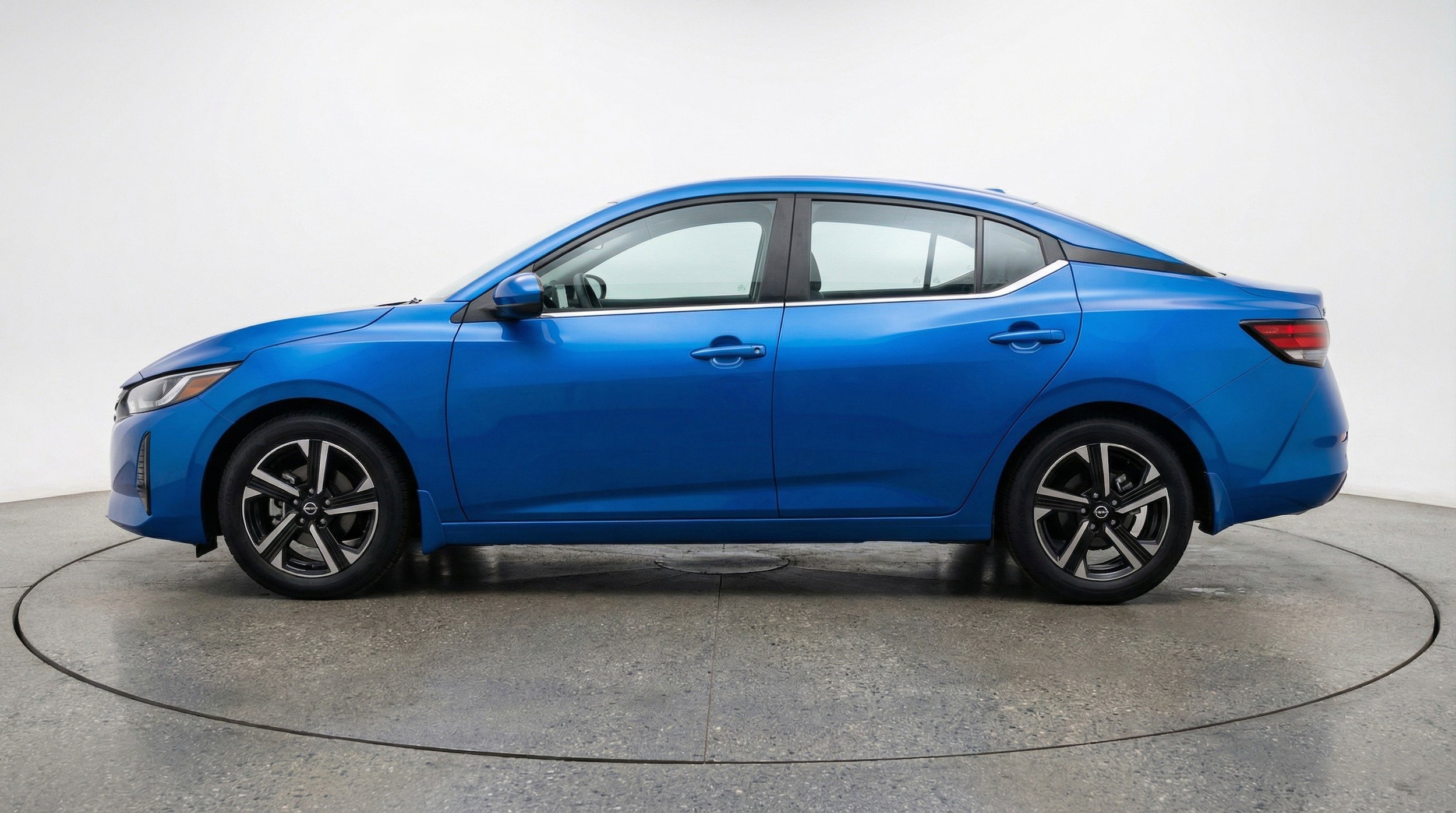 Thumbnail: 2025 Nissan Sentra - 5