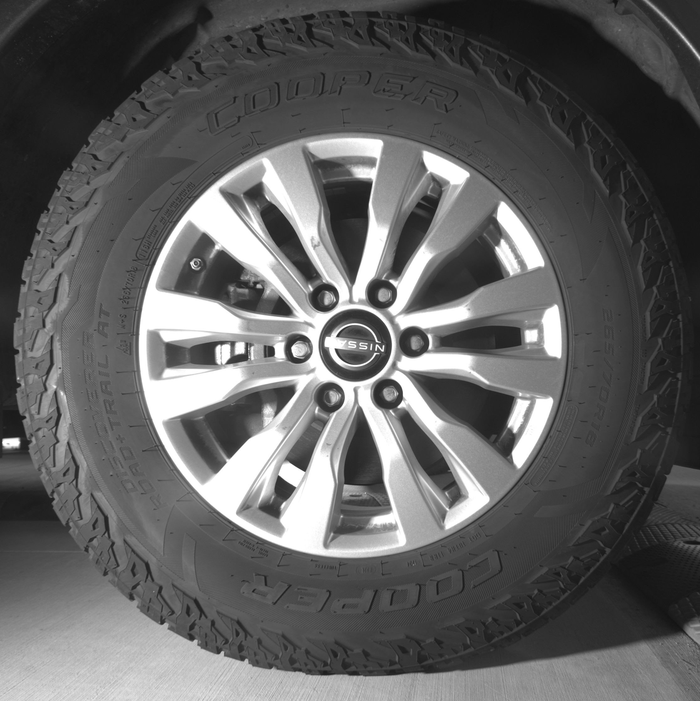 Thumbnail: 2023 Nissan Armada - 13