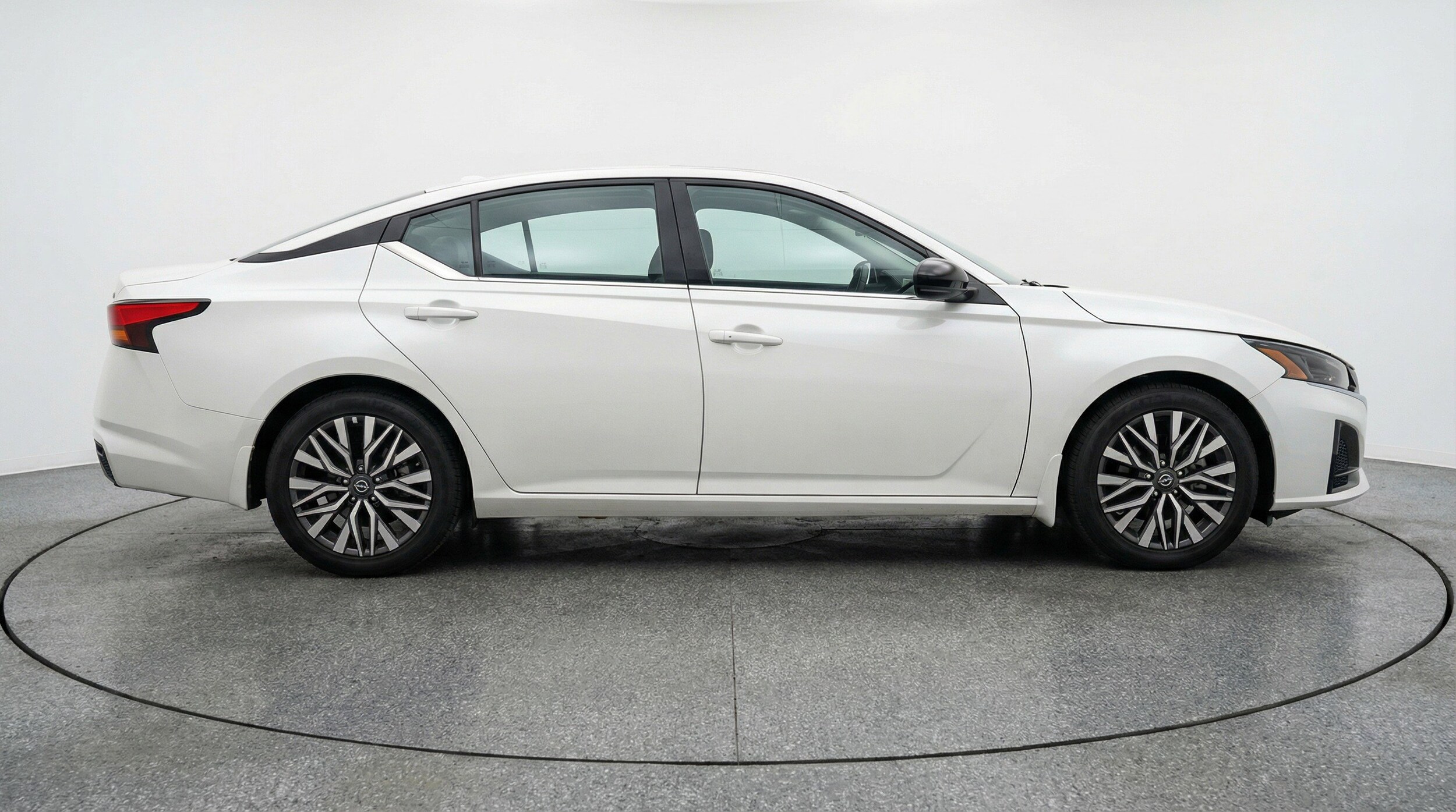 Thumbnail: 2025 Nissan Altima - 11