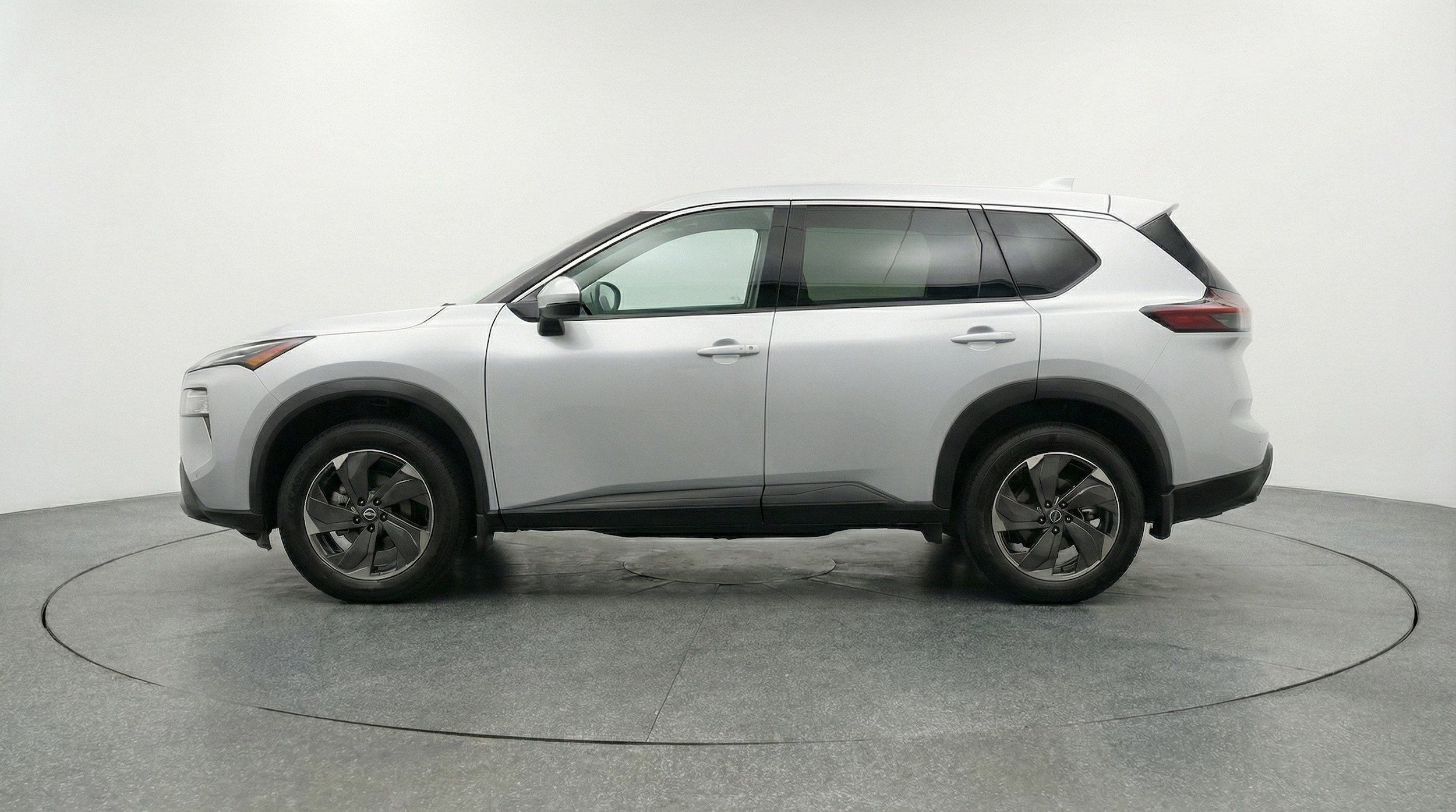 Thumbnail: 2025 Nissan Rogue - 5