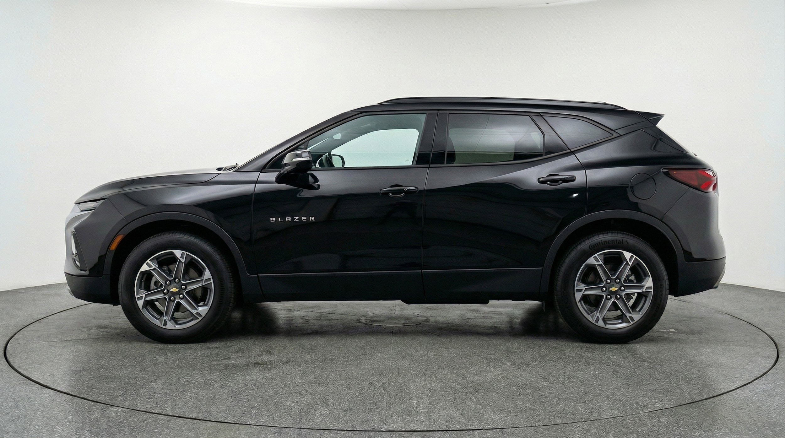 Thumbnail: 2025 Chevrolet Blazer - 5