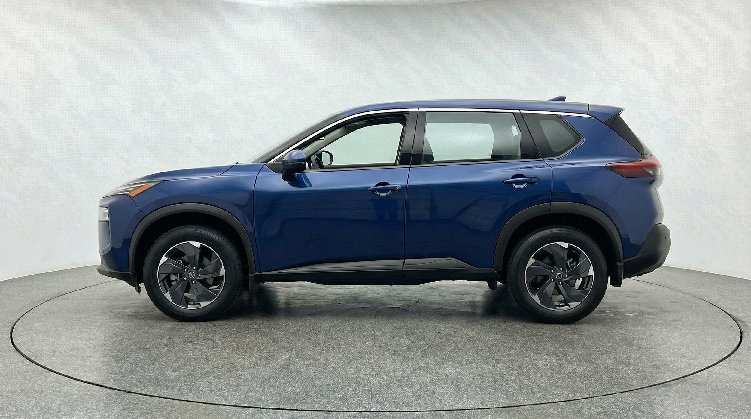 Thumbnail: 2025 Nissan Rogue - 4