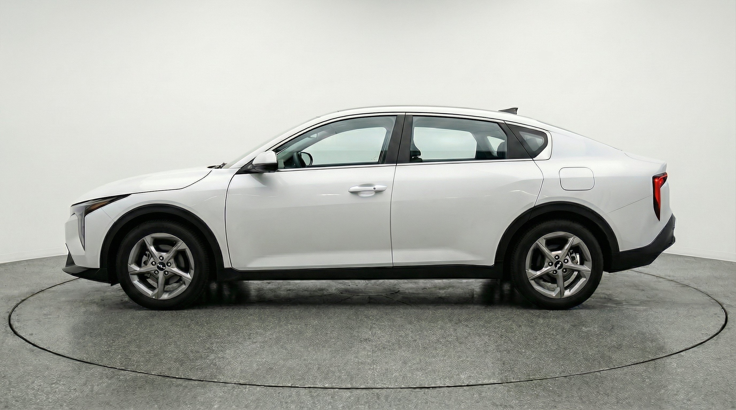 Thumbnail: 2026 Kia K4 - 5