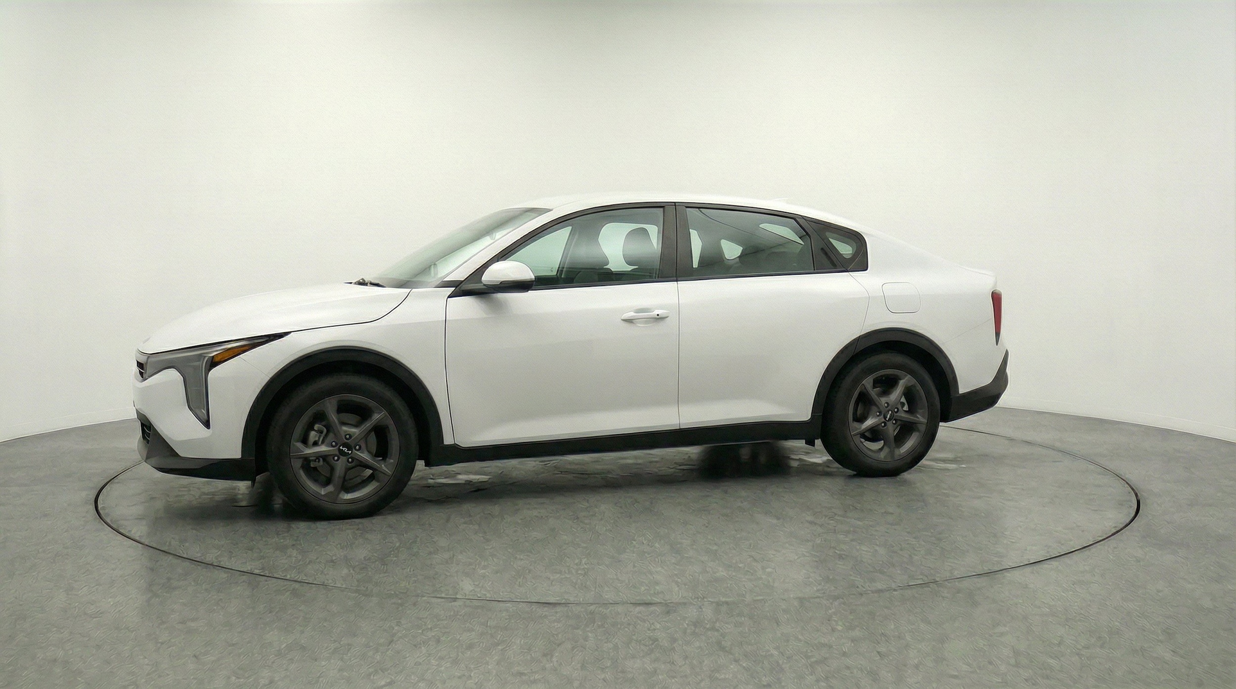 Thumbnail: 2025 Kia K4 - 3