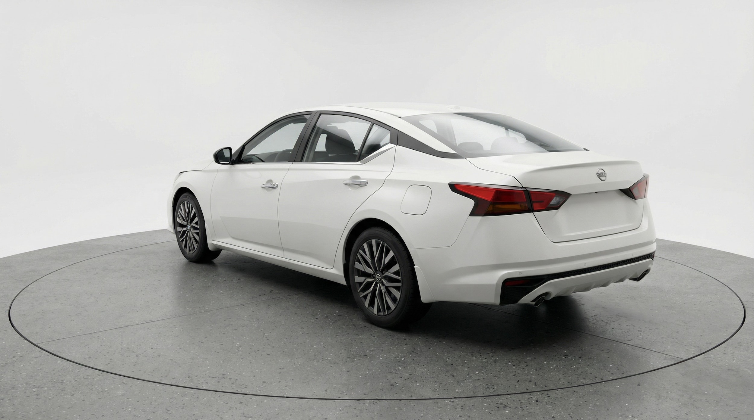 Thumbnail: 2025 Nissan Altima - 5