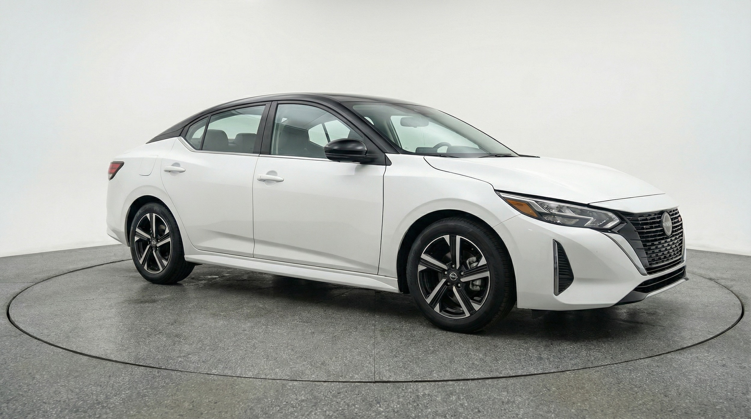 Thumbnail: 2025 Nissan Sentra - 1