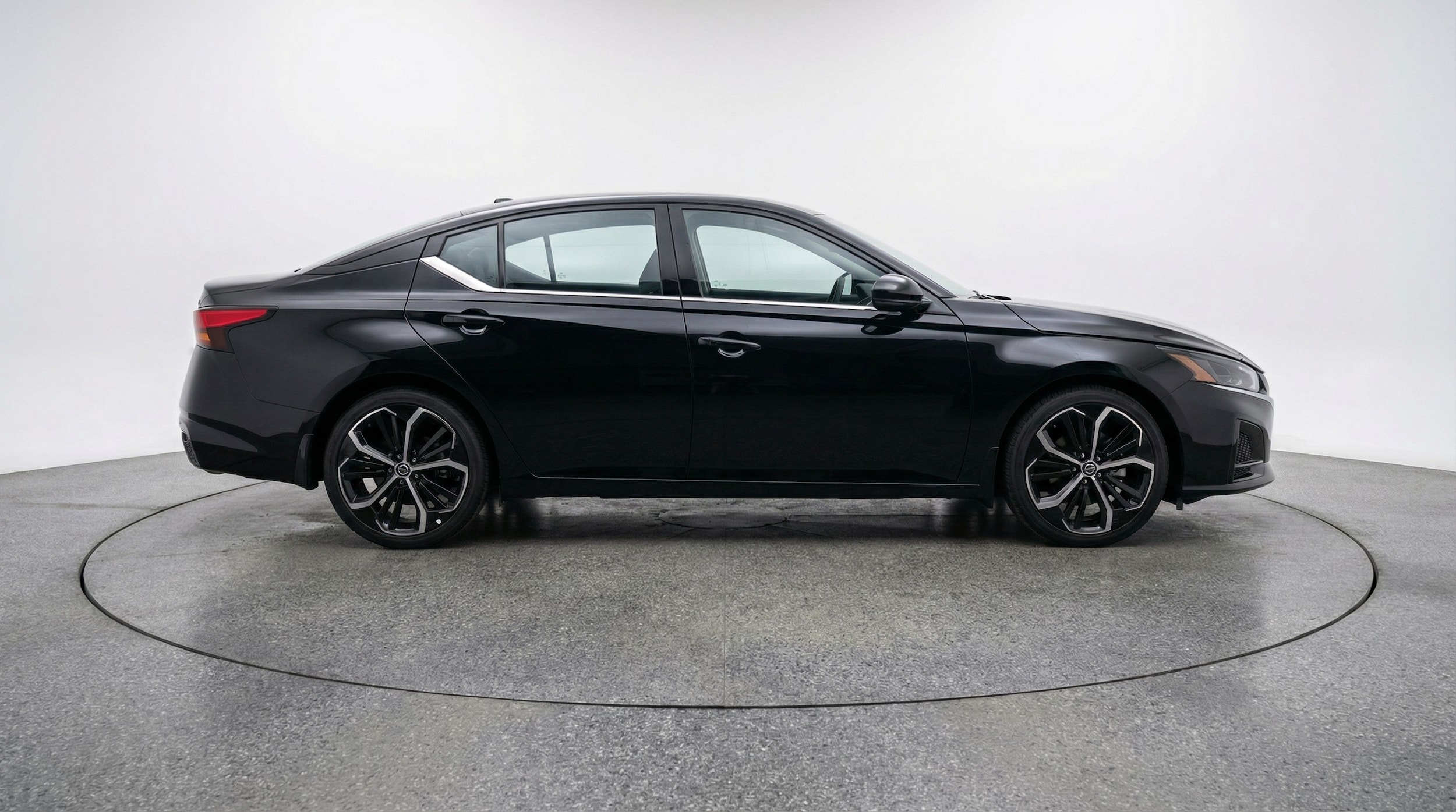 Thumbnail: 2025 Nissan Altima - 8