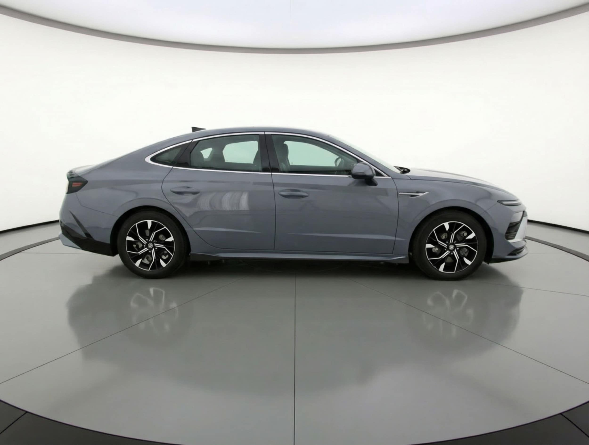 Thumbnail: 2025 Hyundai Sonata - 8