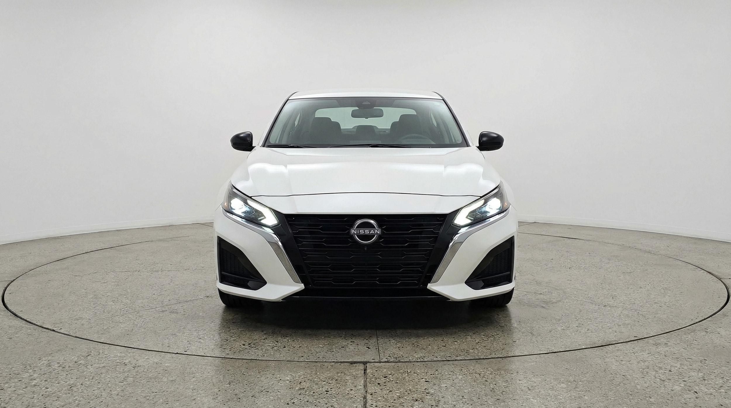 Thumbnail: 2025 Nissan Altima - 2