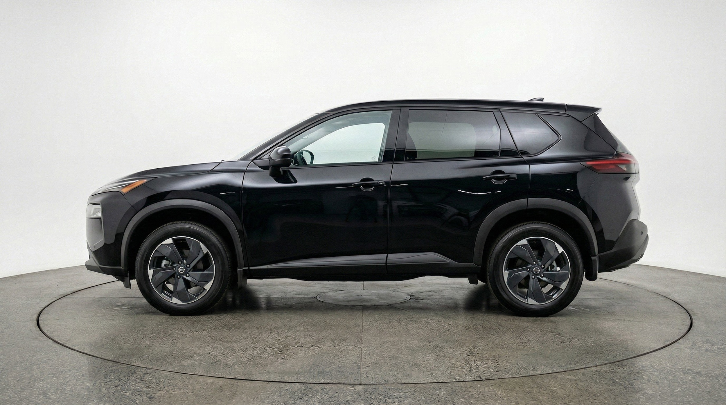 Thumbnail: 2025 Nissan Rogue - 5