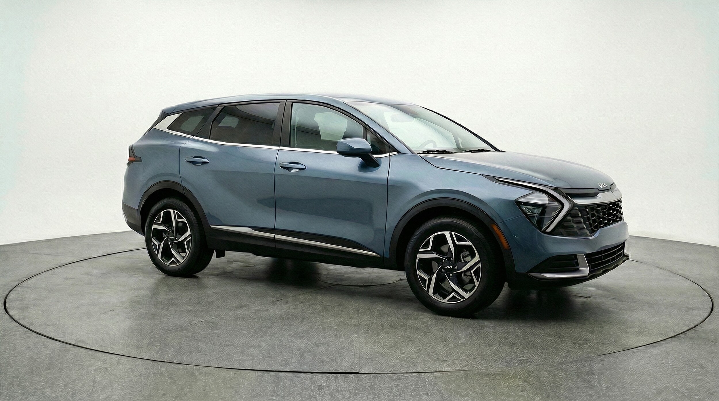 Thumbnail: 2025 Kia Sportage - 1