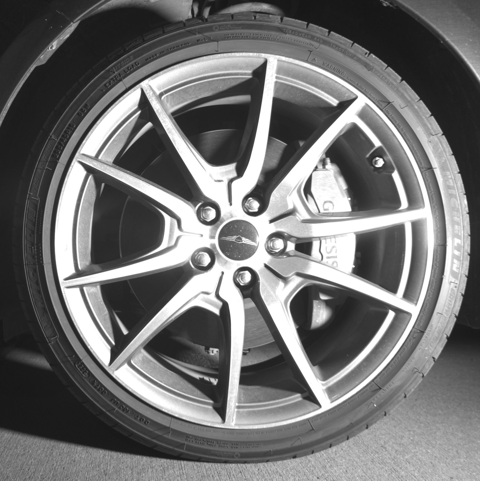 Thumbnail: 2025 Genesis G70 - 12