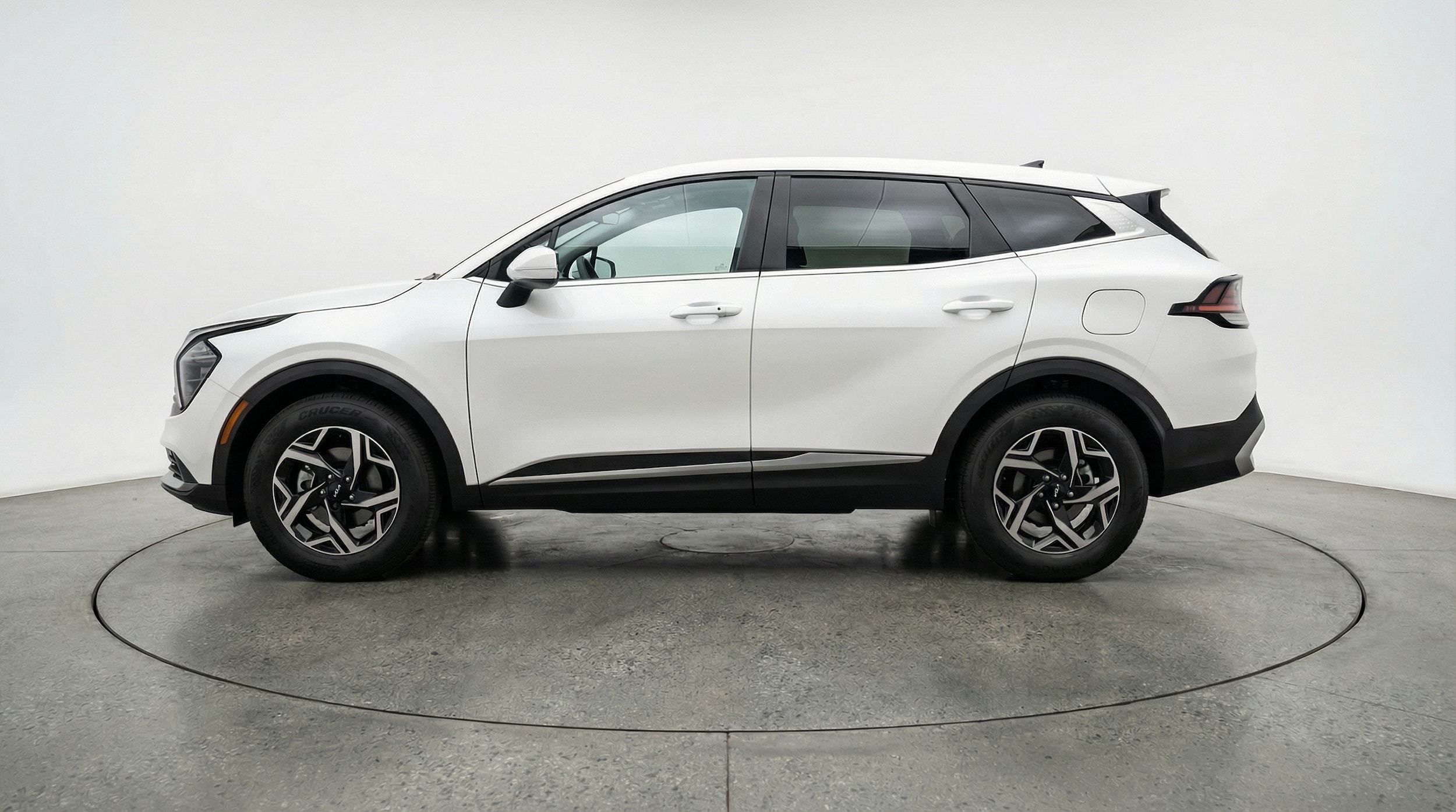 Thumbnail: 2025 Kia Sportage - 4