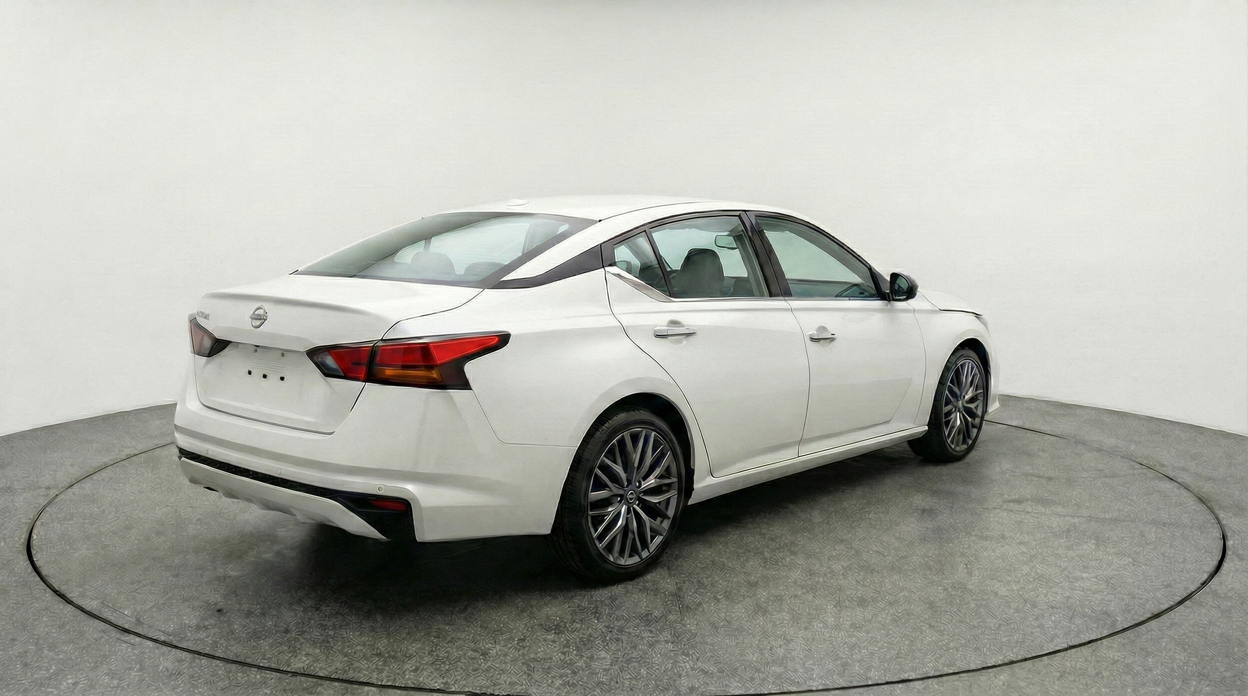 Thumbnail: 2025 Nissan Altima - 7