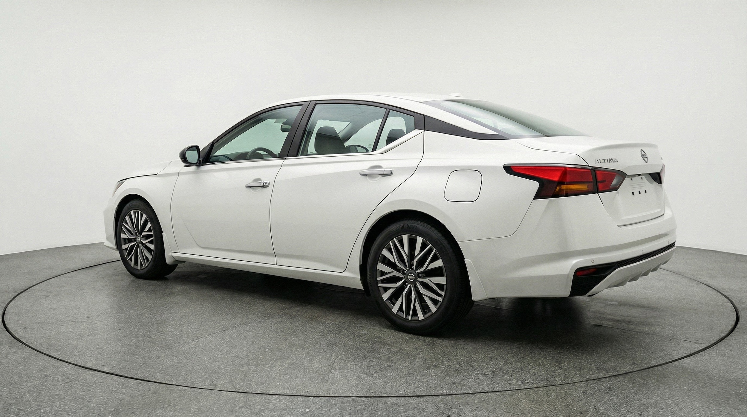 Thumbnail: 2025 Nissan Altima - 6