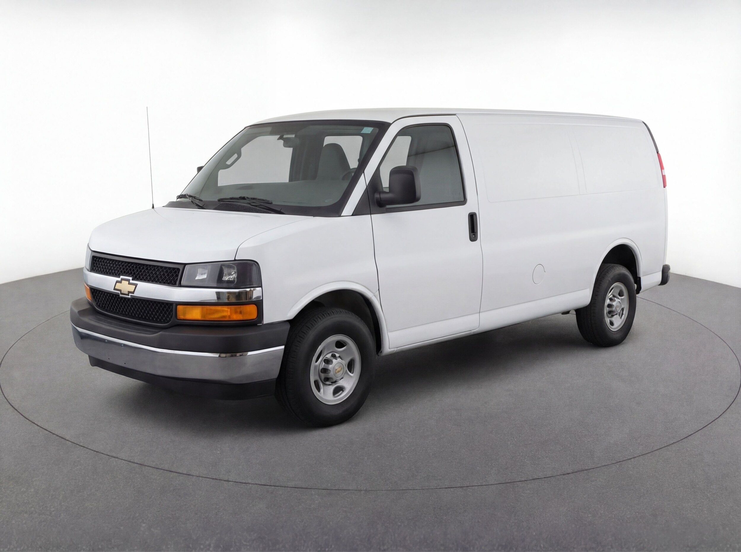 Thumbnail: 2025 Chevrolet Express - 3