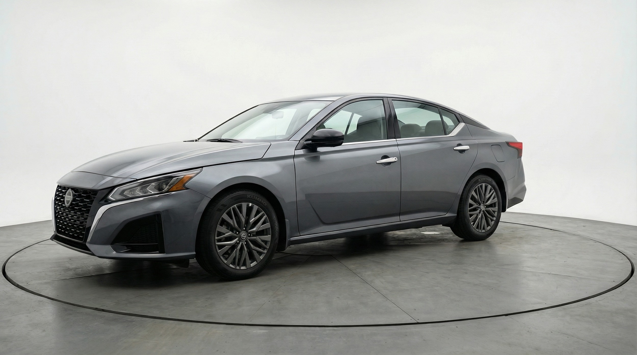 Thumbnail: 2025 Nissan Altima - 3