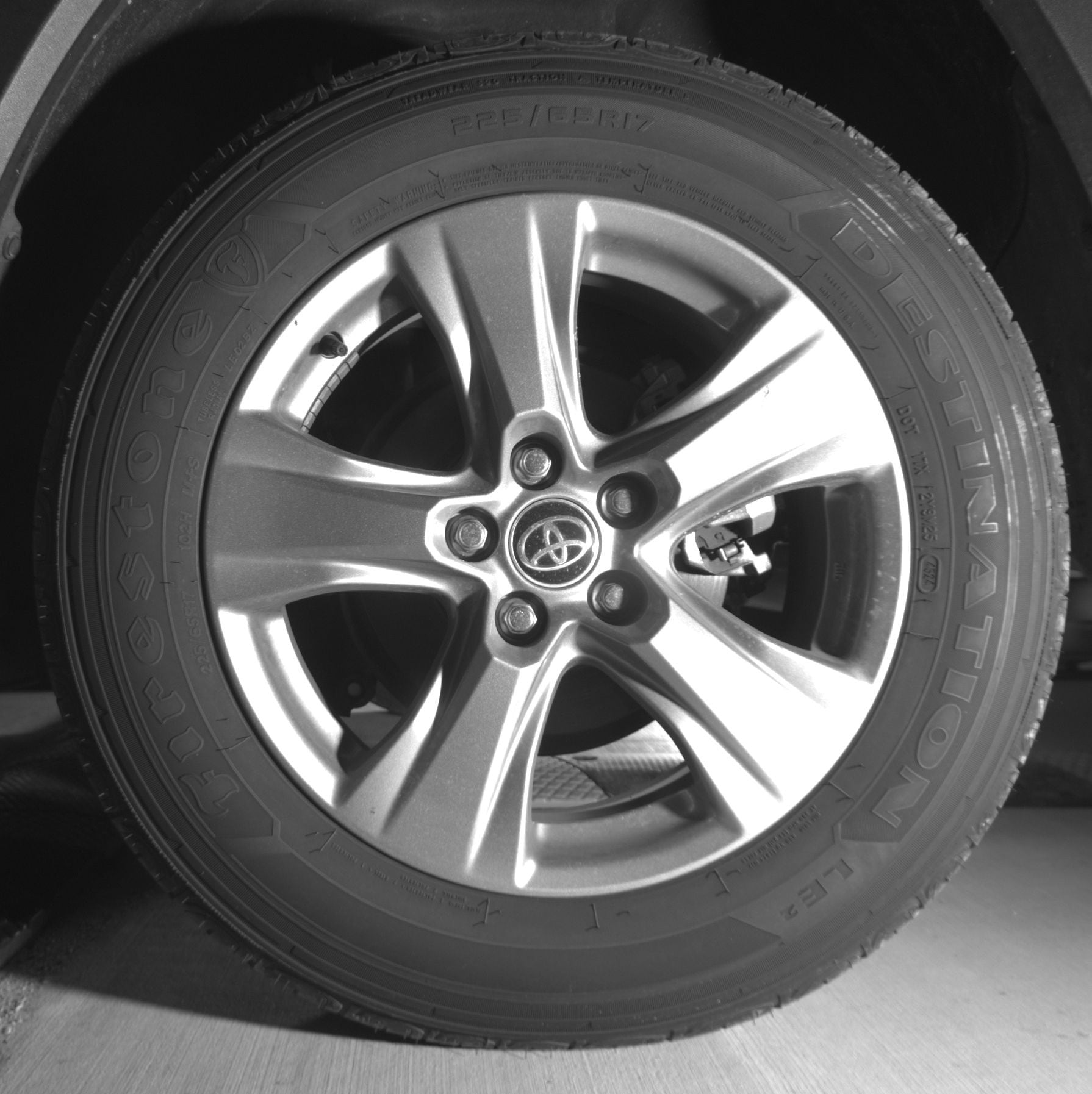 Thumbnail: 2025 Toyota RAV4 - 11