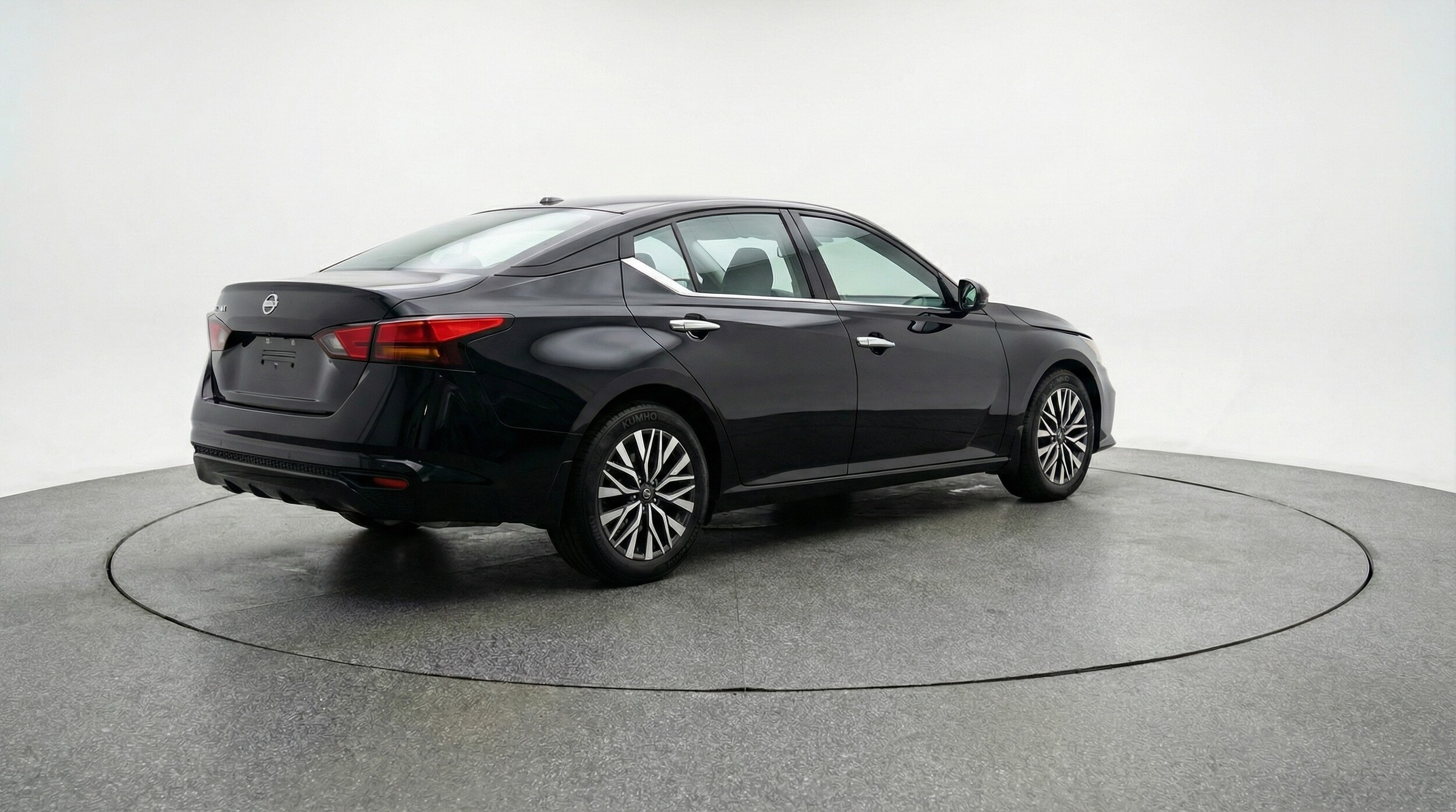 Thumbnail: 2025 Nissan Altima - 7