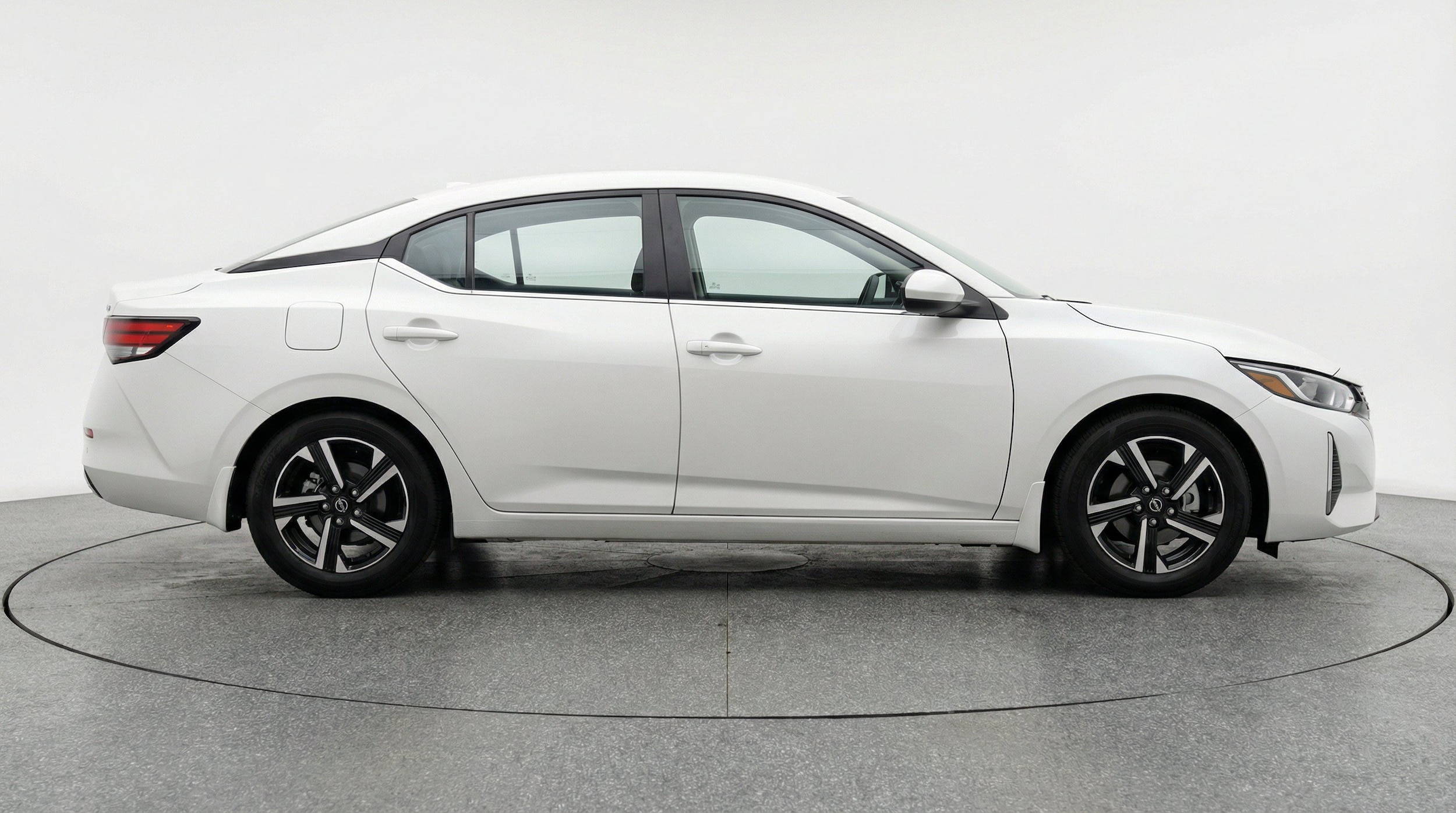 Thumbnail: 2025 Nissan Sentra - 11