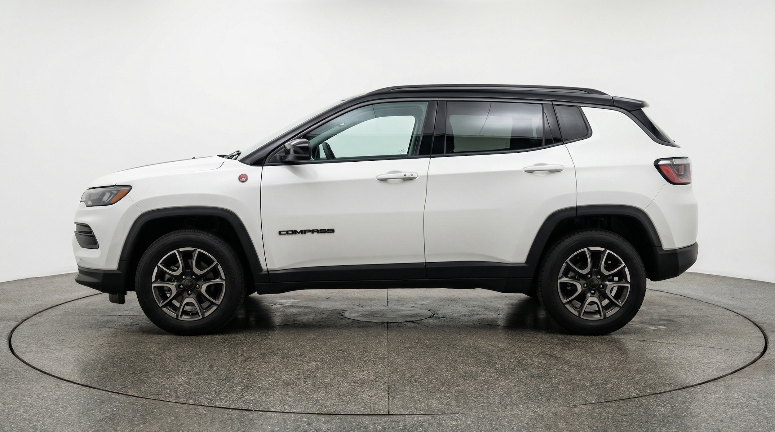 Thumbnail: 2025 Jeep Compass - 4