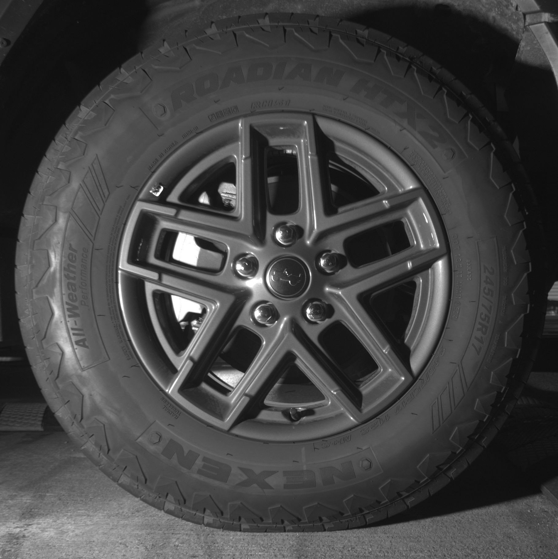 Thumbnail: 2025 Jeep Wrangler - 13