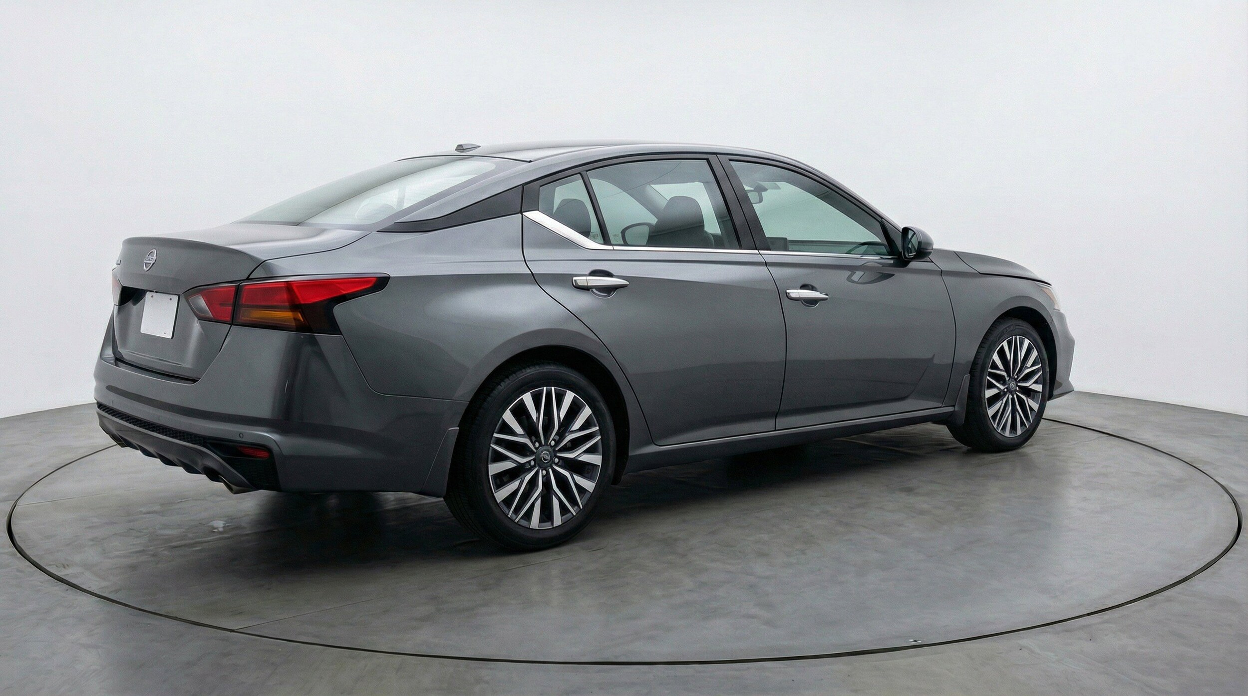 Thumbnail: 2025 Nissan Altima - 9