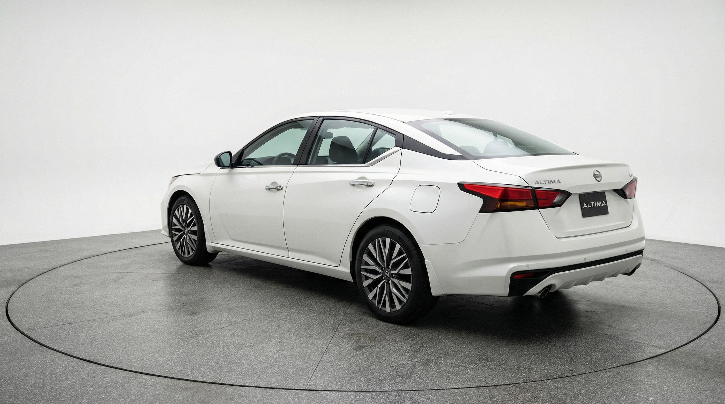 Thumbnail: 2025 Nissan Altima - 6