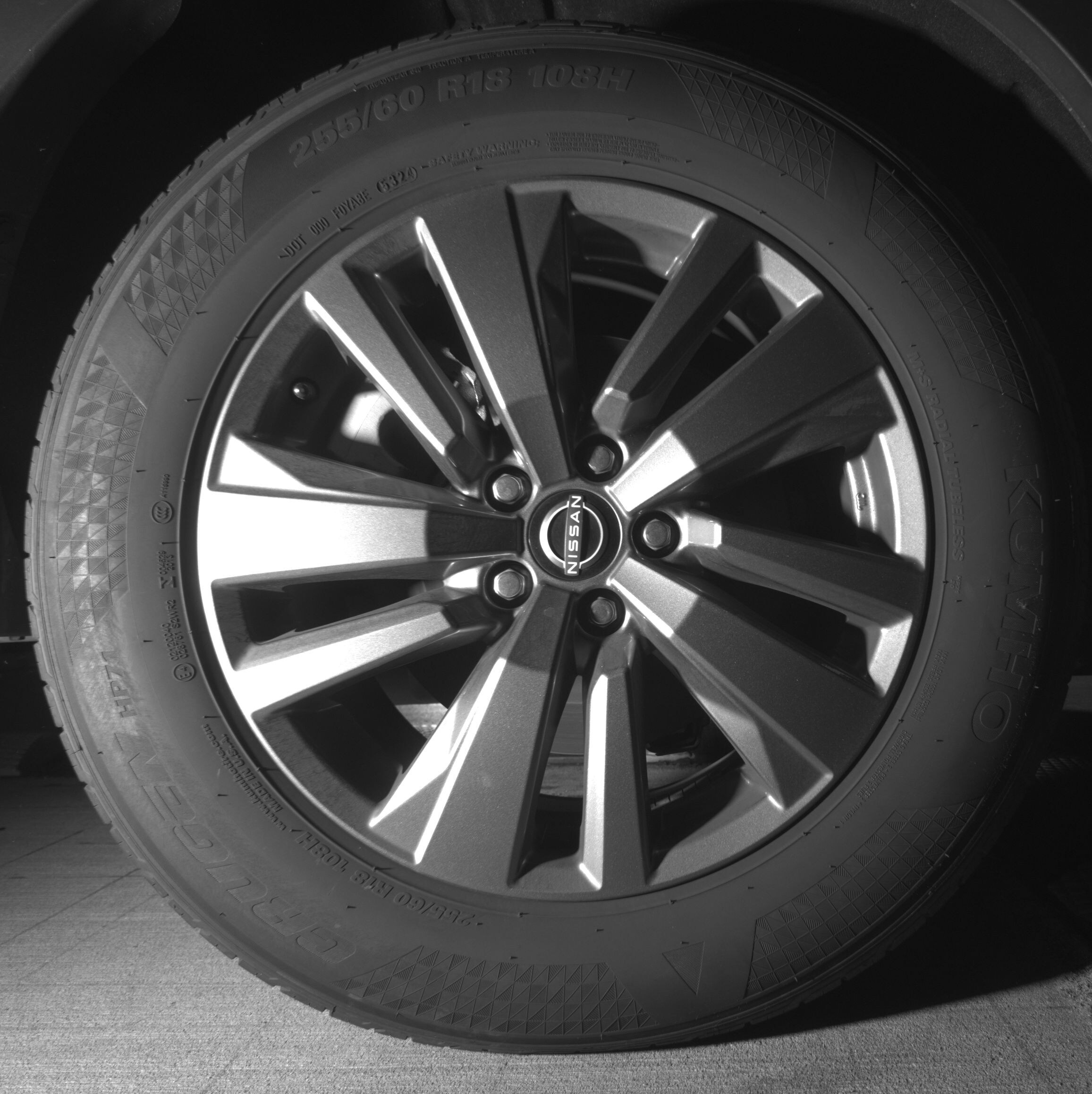 Thumbnail: 2025 Nissan Pathfinder - 12