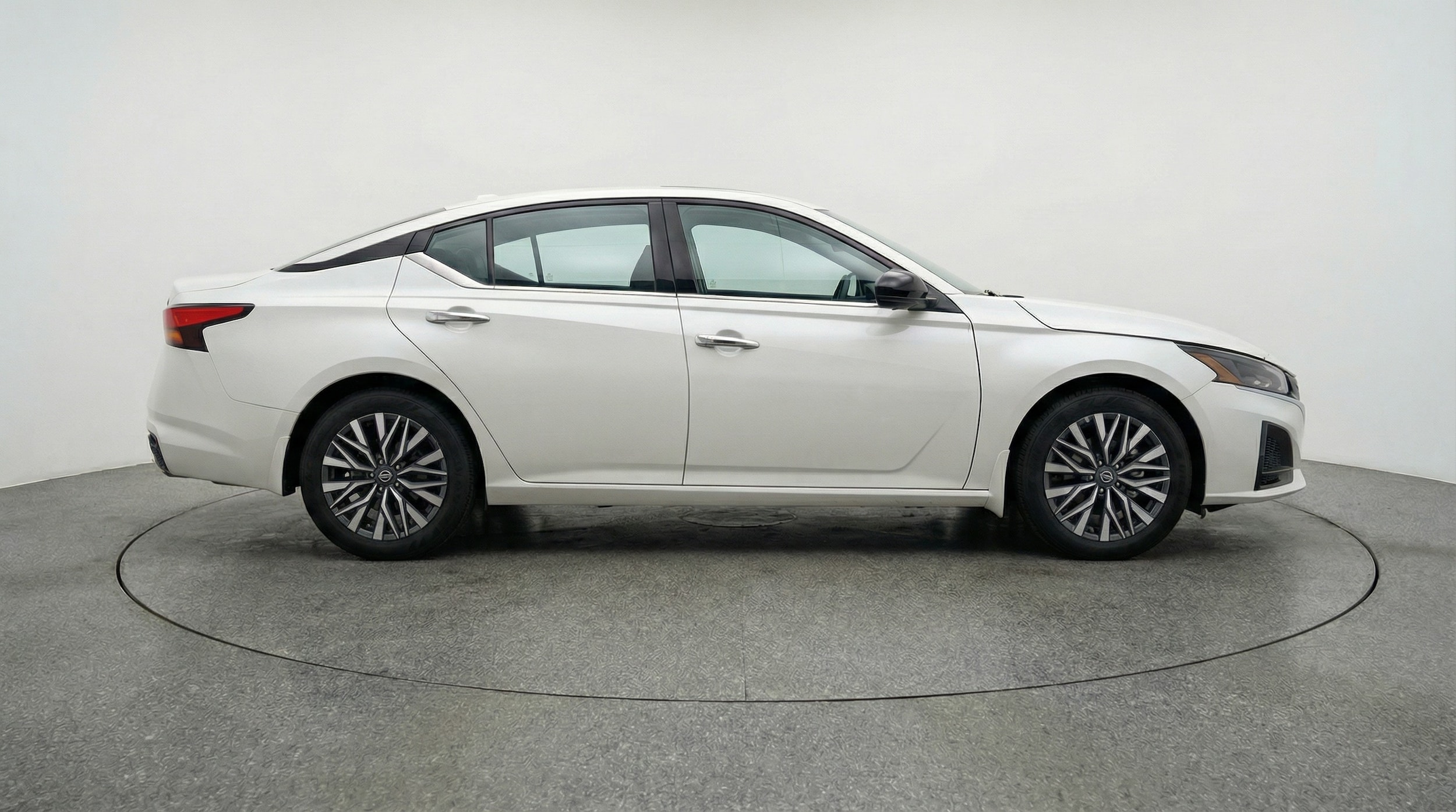 Thumbnail: 2025 Nissan Altima - 8